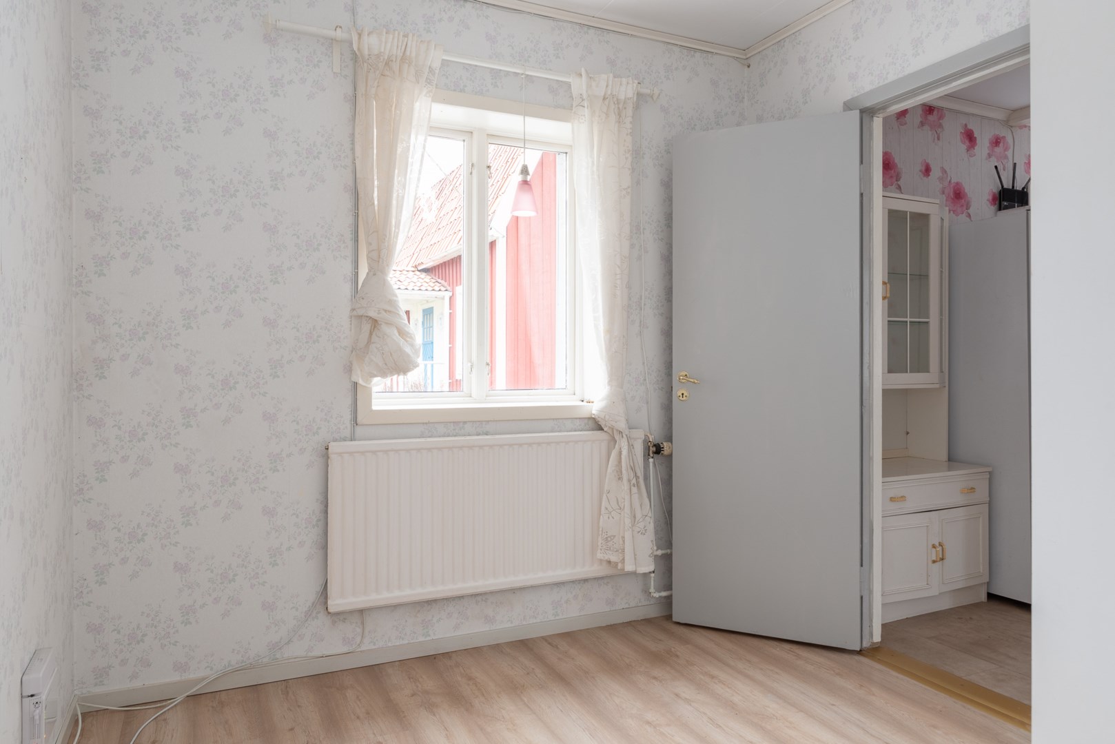 Bostadsbild från Gotövägen 12, Såld i Barkarö, Västerås