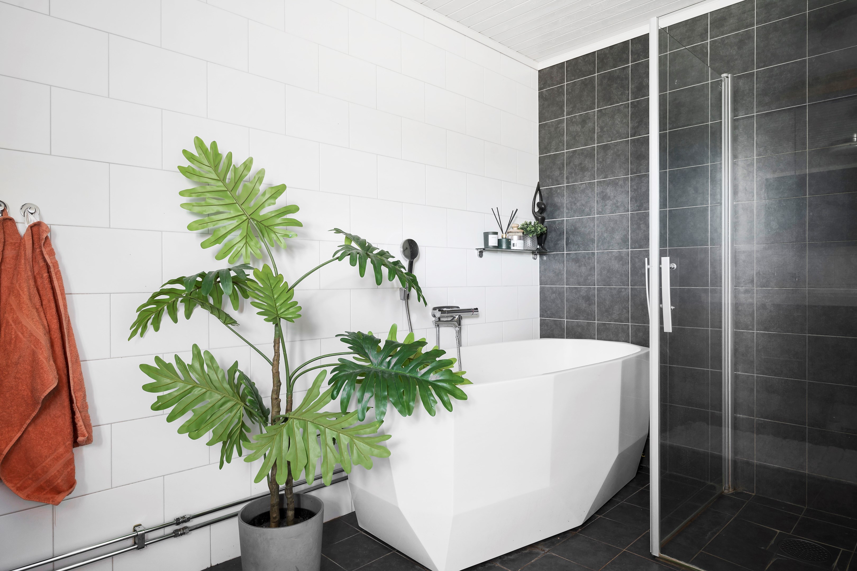 Bostadsbild från Fornby 6, Såld i Rasbokil, Uppsala