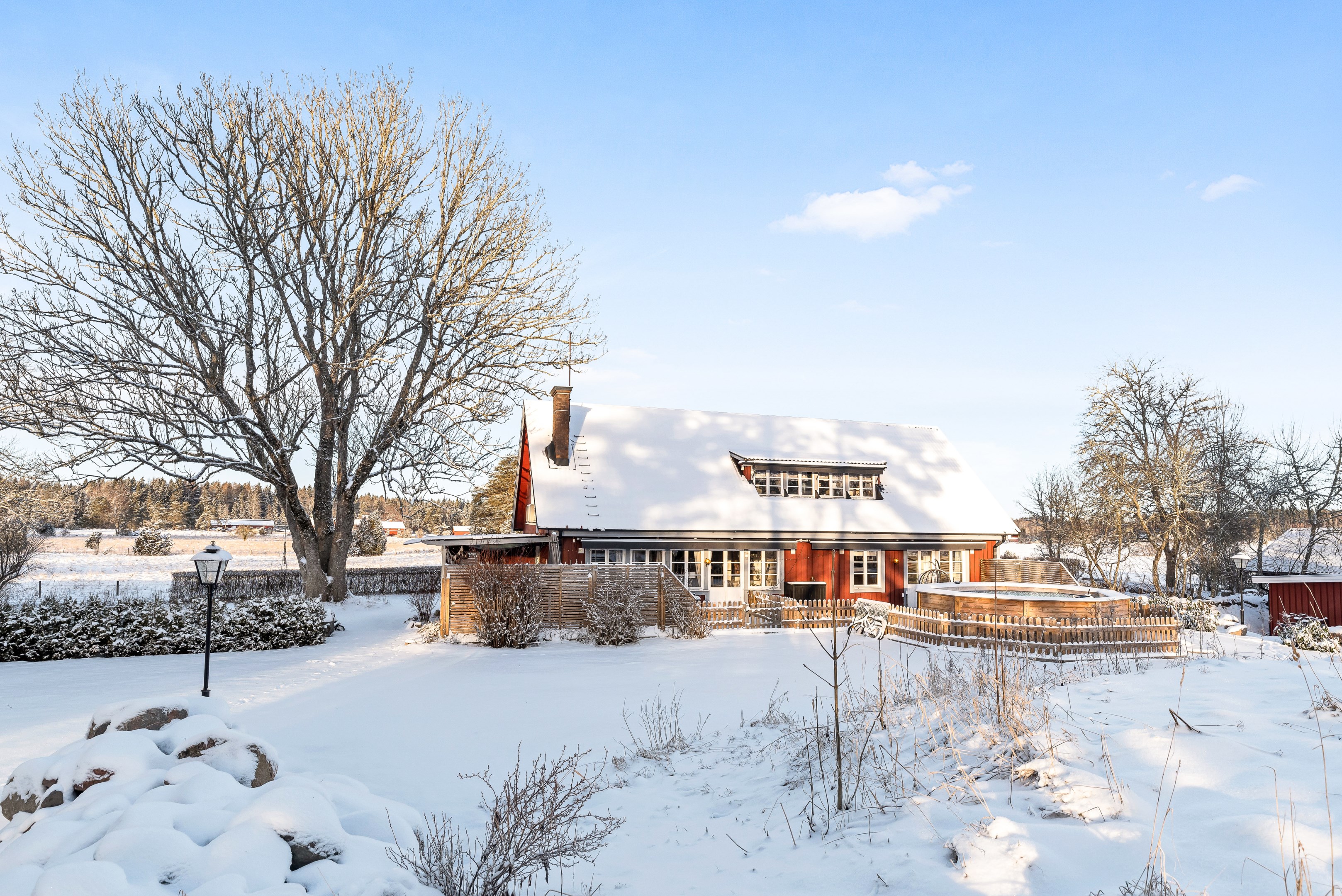 Bostadsbild från Fornby 6, Såld i Rasbokil, Uppsala