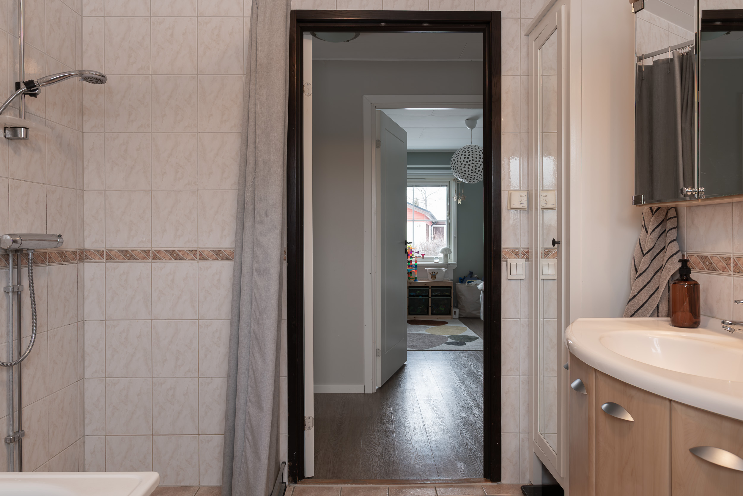 Bostadsbild från Slagbjörnsgatan 13, Kommande i Gryta, Västerås