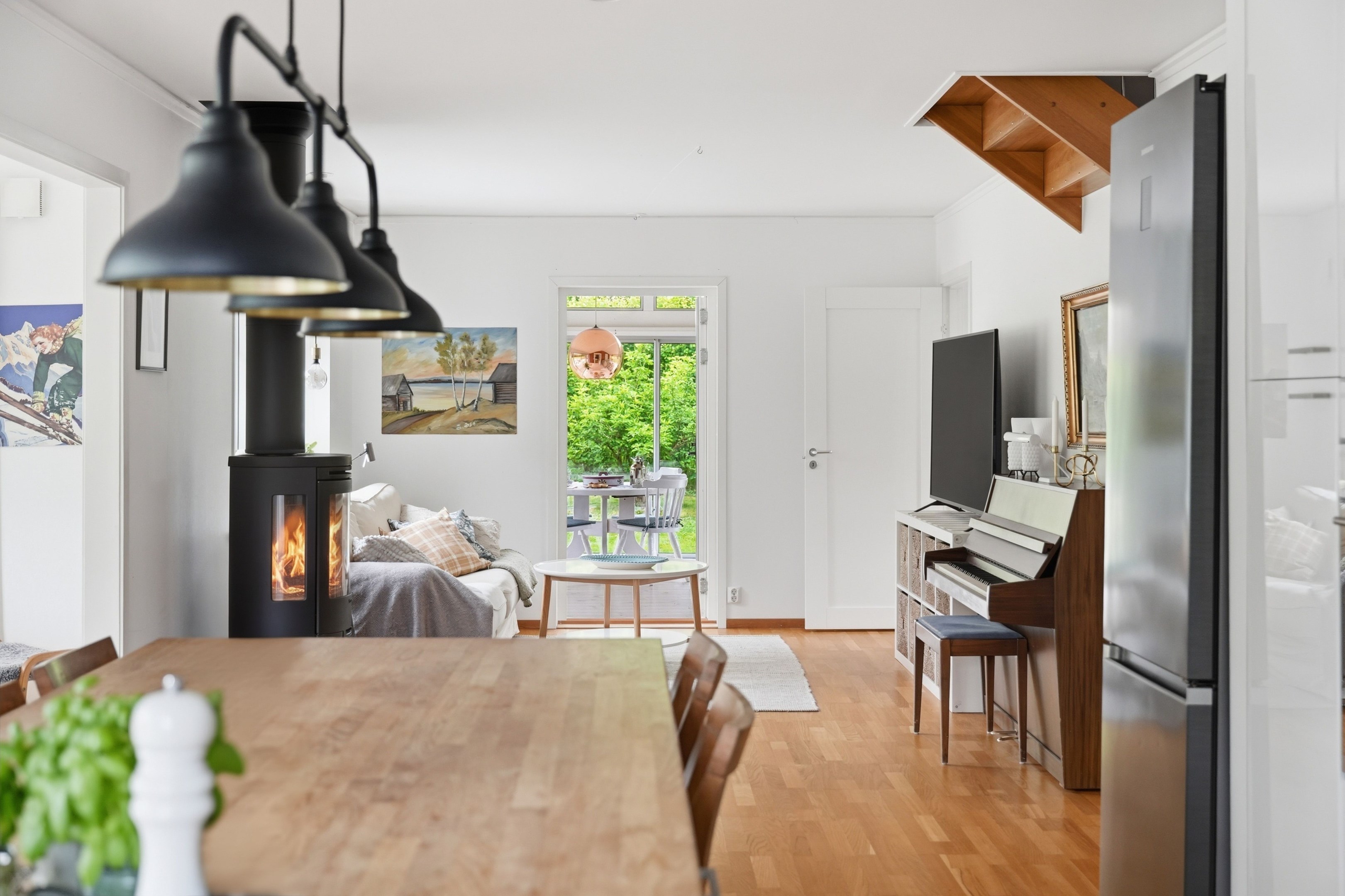 Bostadsbild från Trångbovägen 1, Såld i Gunsta, Uppsala