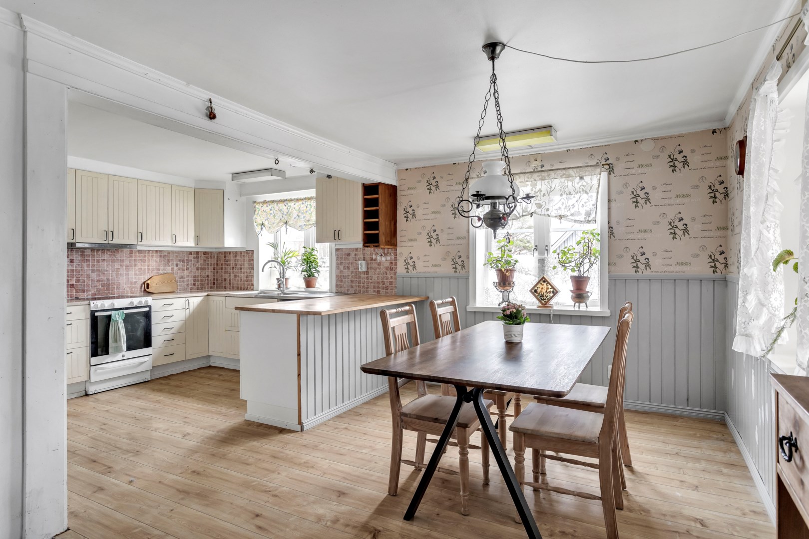 Bostadsbild från Örnsätra 2, Såld i Jumkil, Uppsala