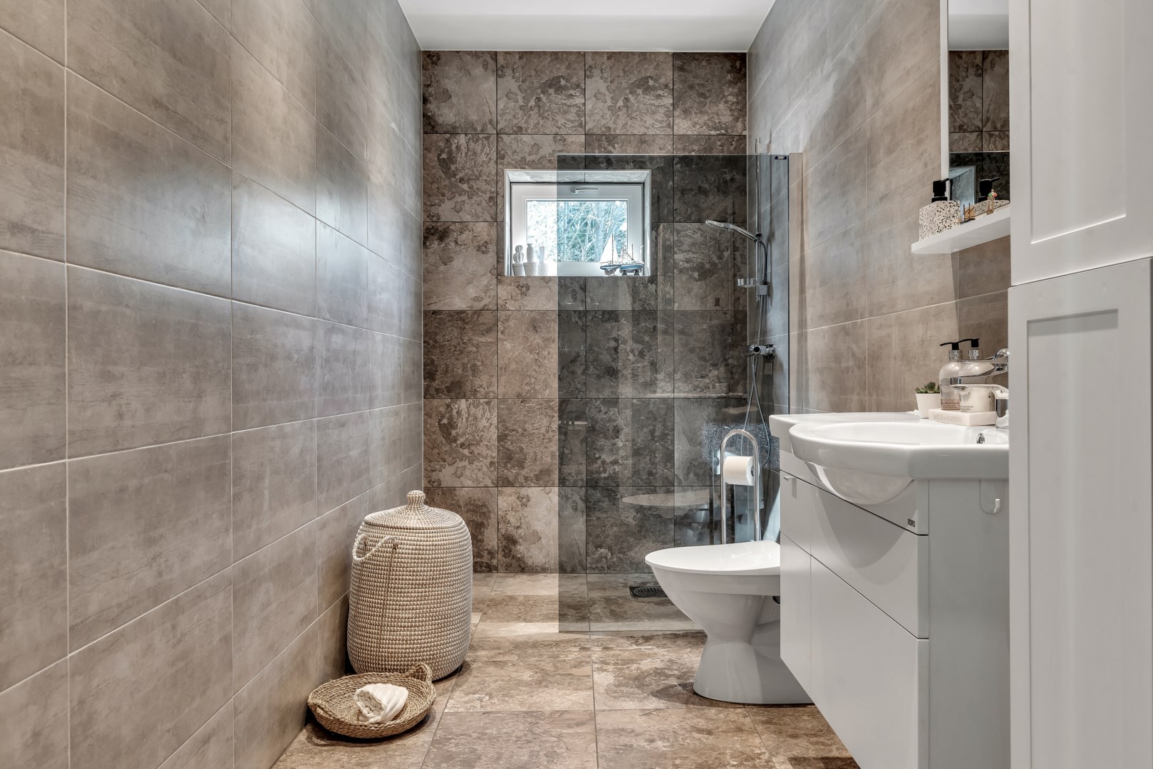 Bostadsbild från Stenskärsvägen 18 B, Såld i Stenskär, Östhammar