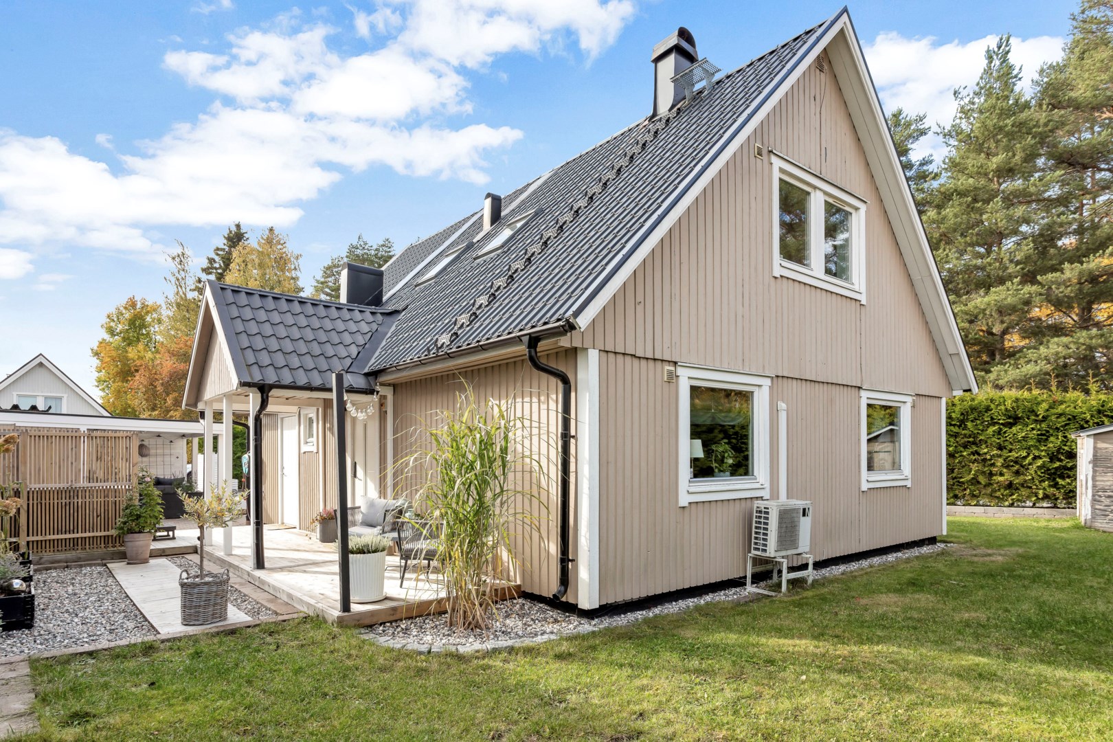 Bostadsbild från Skördevägen 11, Såld i Storvreta, Uppsala