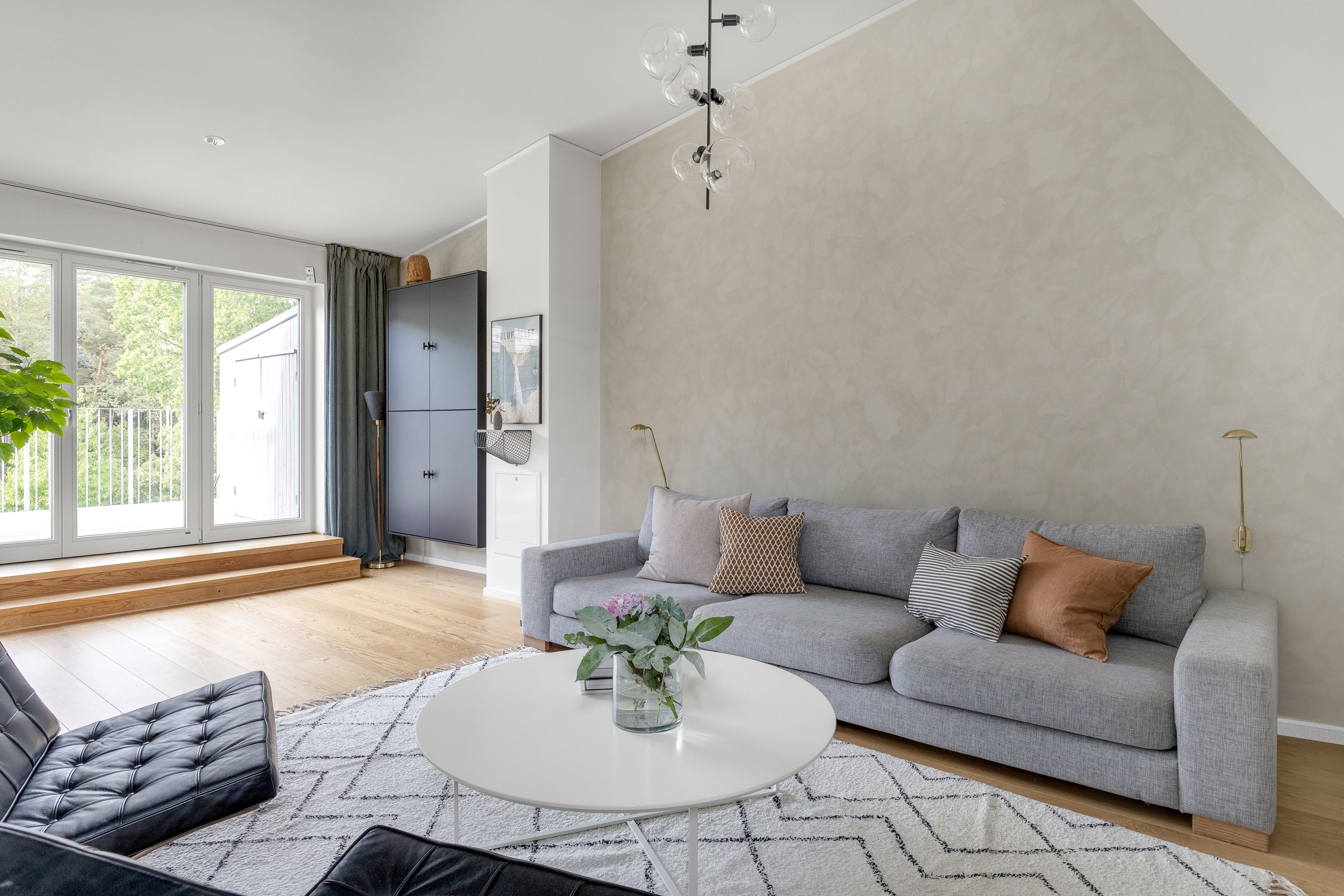 Bostadsbild från Bernadottestigen 22, Såld i Valsätra, Uppsala