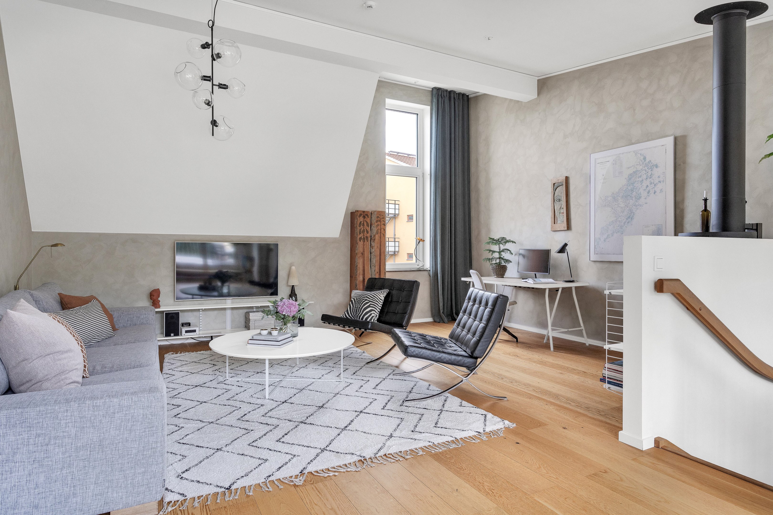 Bostadsbild från Bernadottestigen 22, Såld i Valsätra, Uppsala