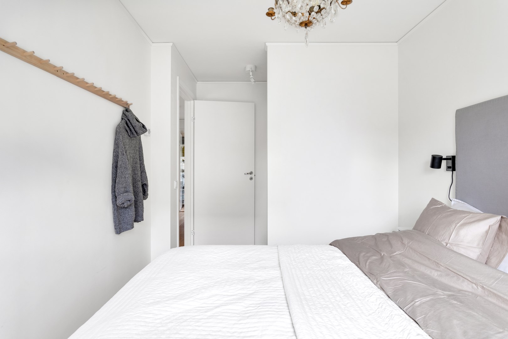 Bostadsbild från Bernadottestigen 22, Såld i Valsätra, Uppsala