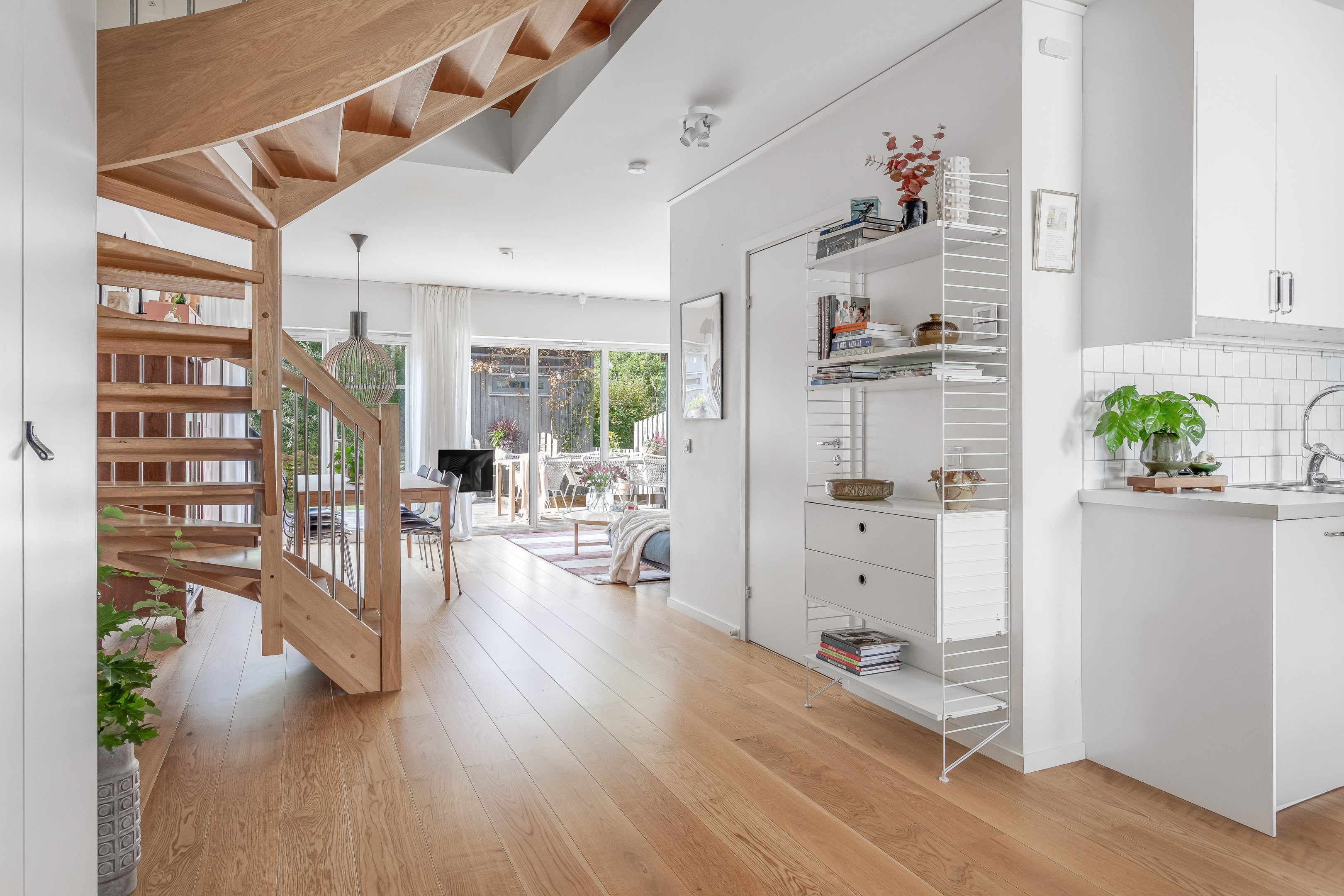 Bostadsbild från Bernadottestigen 22, Såld i Valsätra, Uppsala