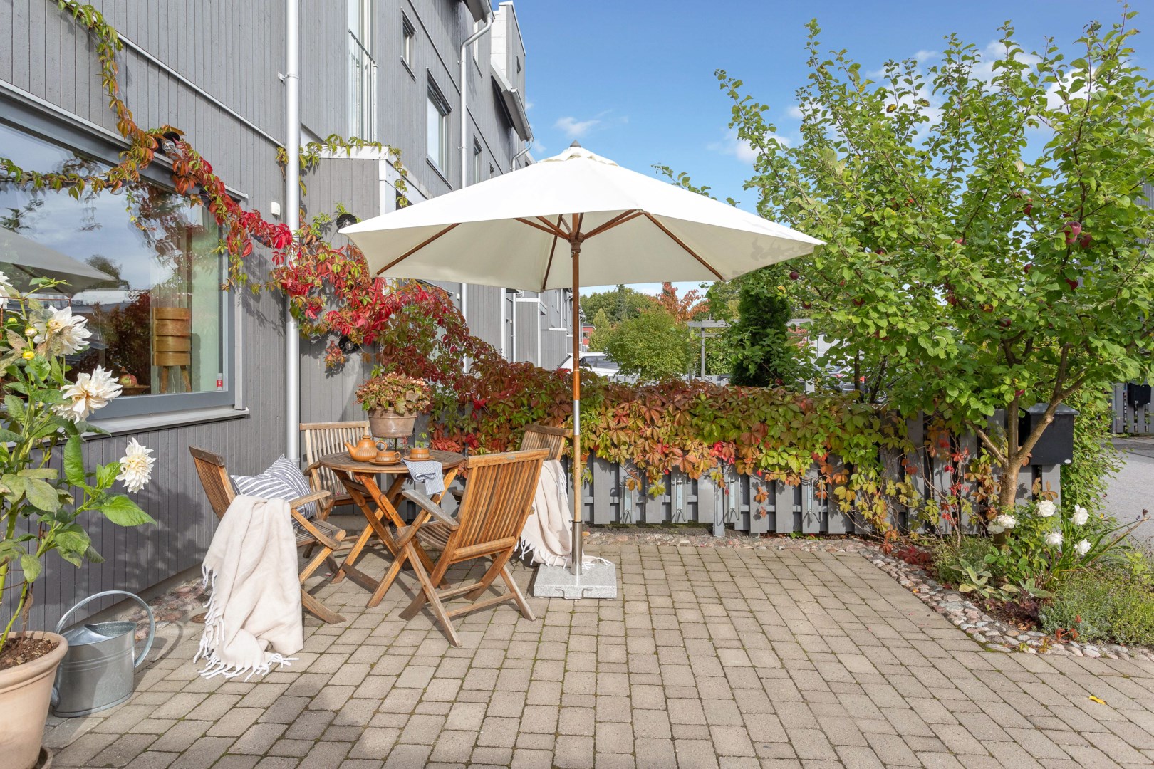 Bostadsbild från Bernadottestigen 22, Såld i Valsätra, Uppsala