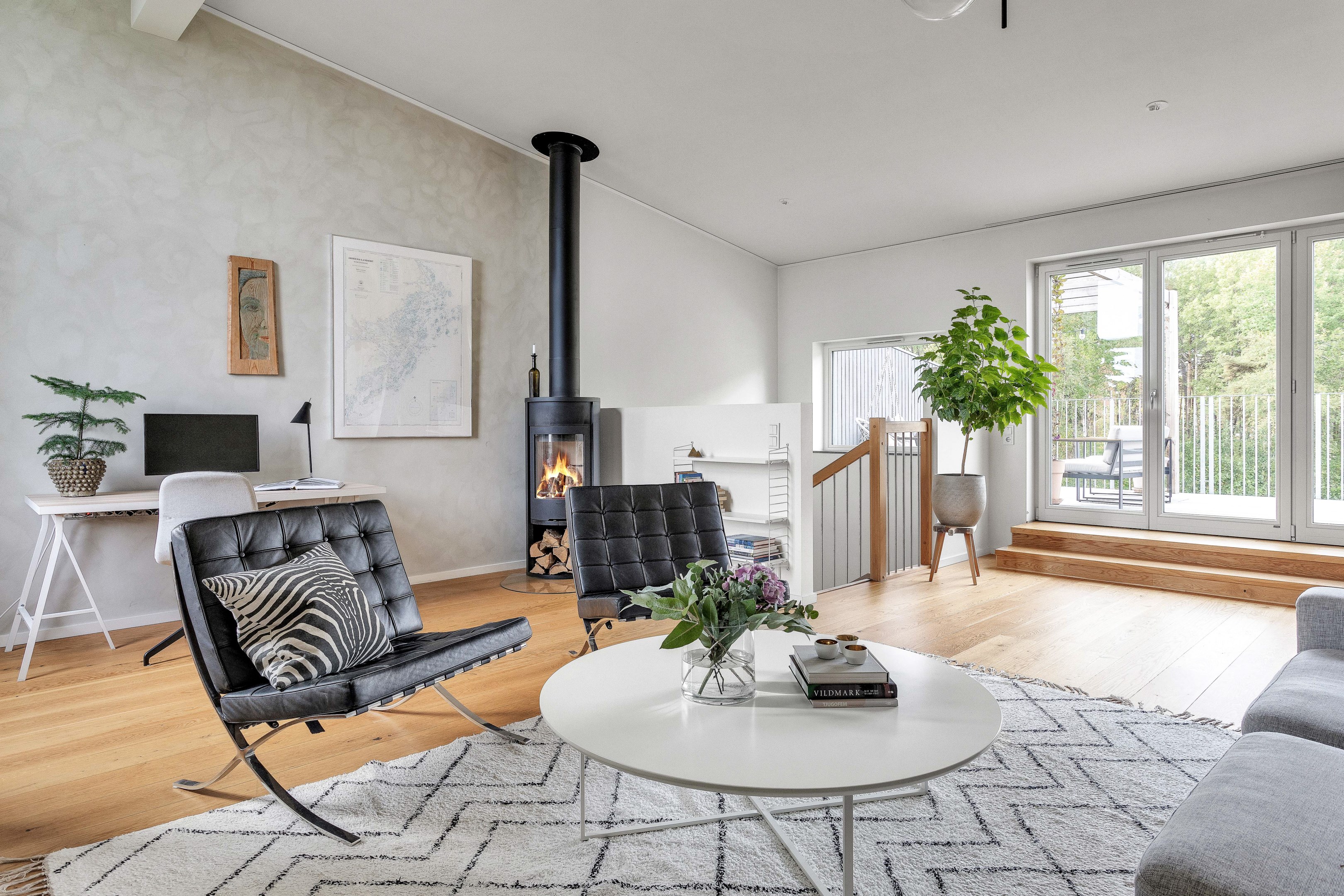 Bostadsbild från Bernadottestigen 22, Såld i Valsätra, Uppsala