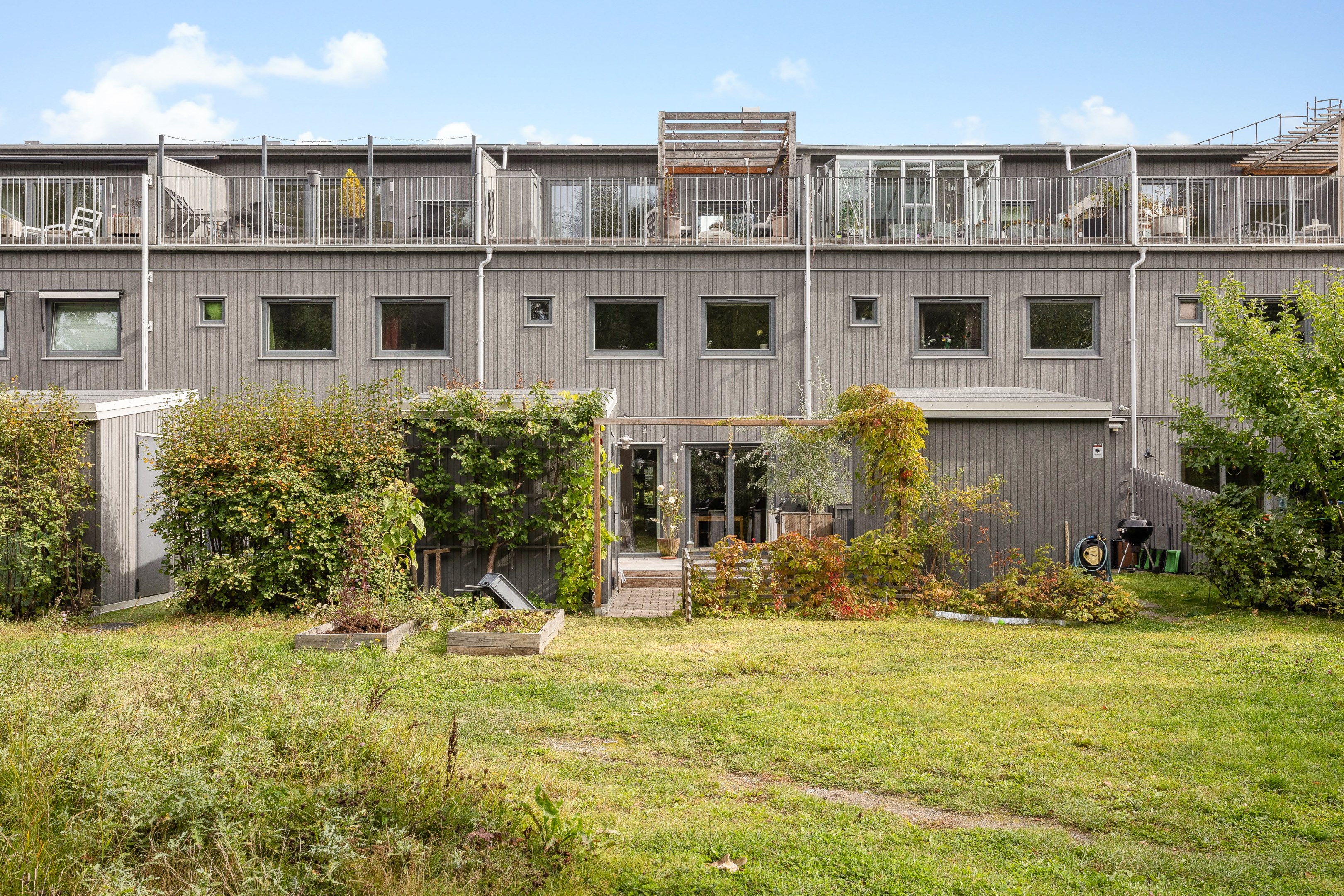 Bostadsbild från Bernadottestigen 22, Såld i Valsätra, Uppsala