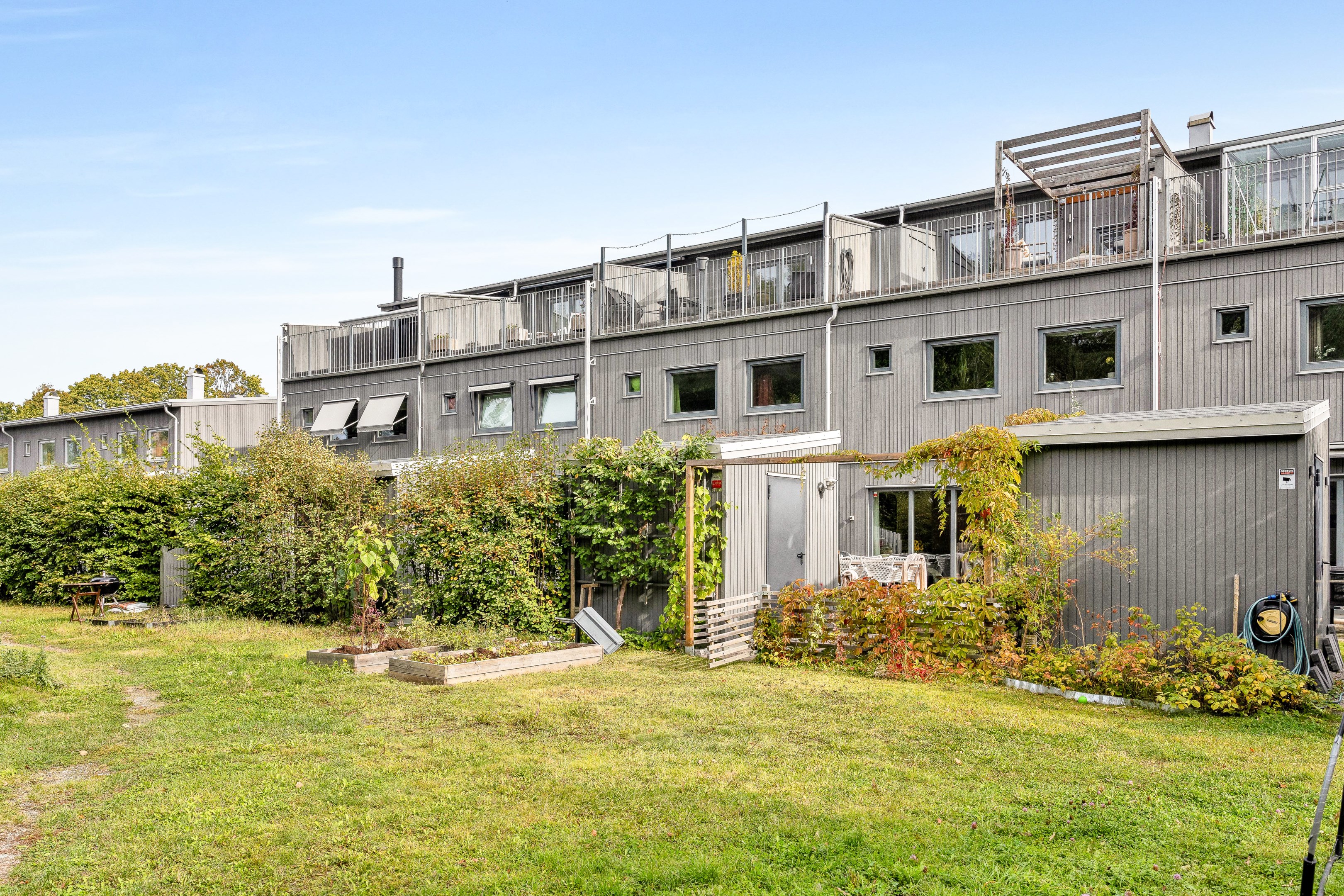 Bostadsbild från Bernadottestigen 22, Såld i Valsätra, Uppsala