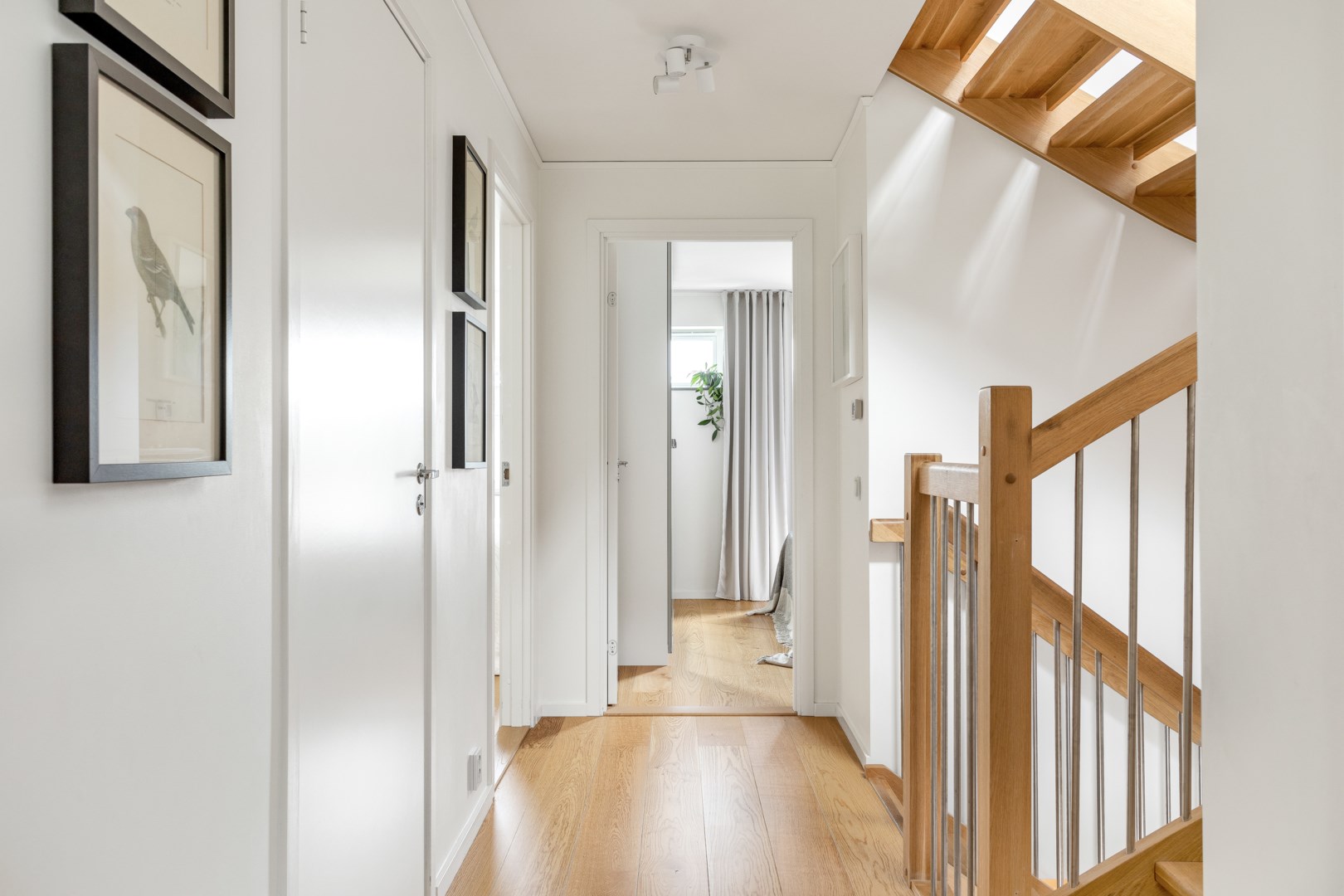 Bostadsbild från Bernadottestigen 22, Såld i Valsätra, Uppsala