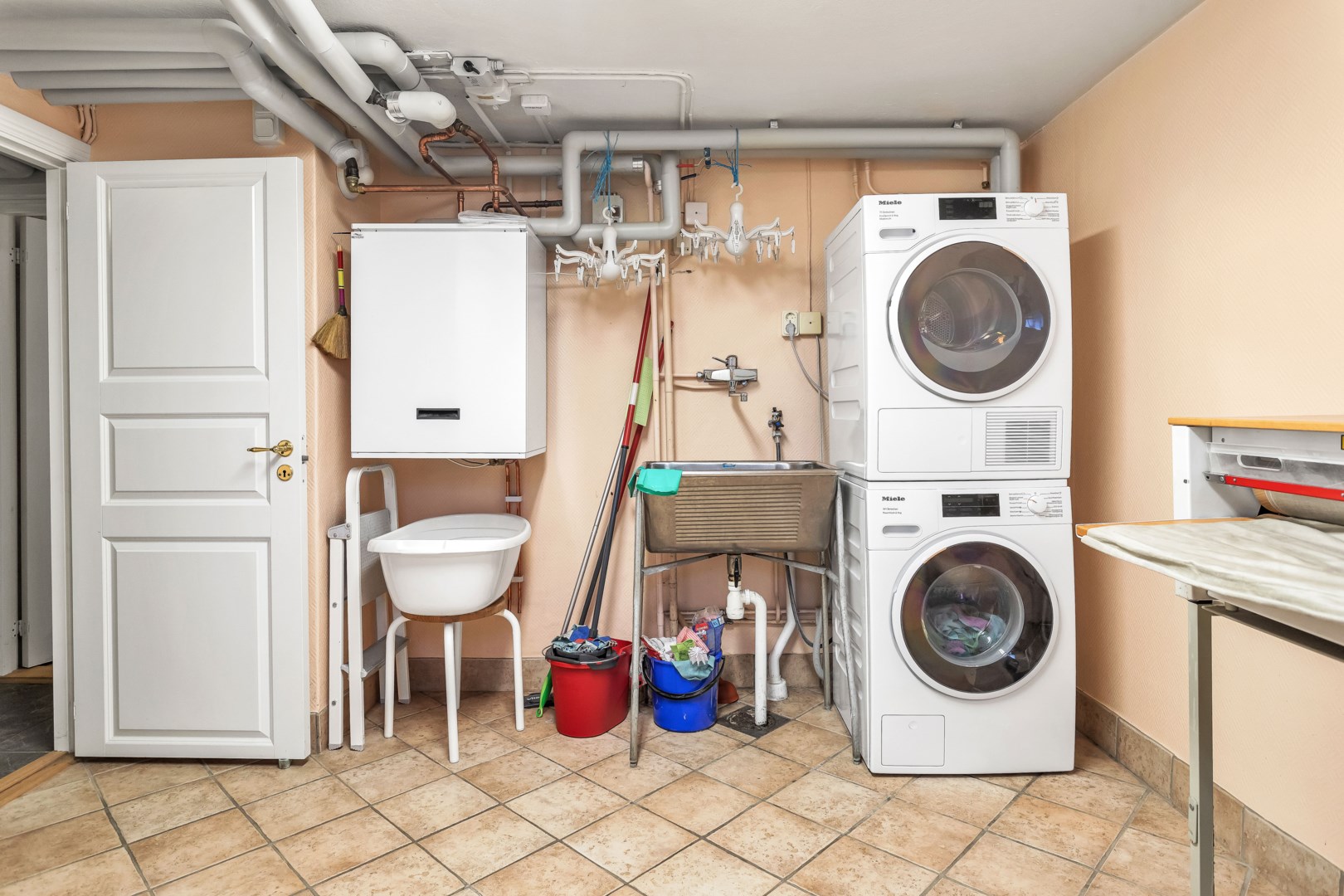 Bostadsbild från Karlsrogatan 40, Såld i Kungsgärdet / Kåbo, Uppsala