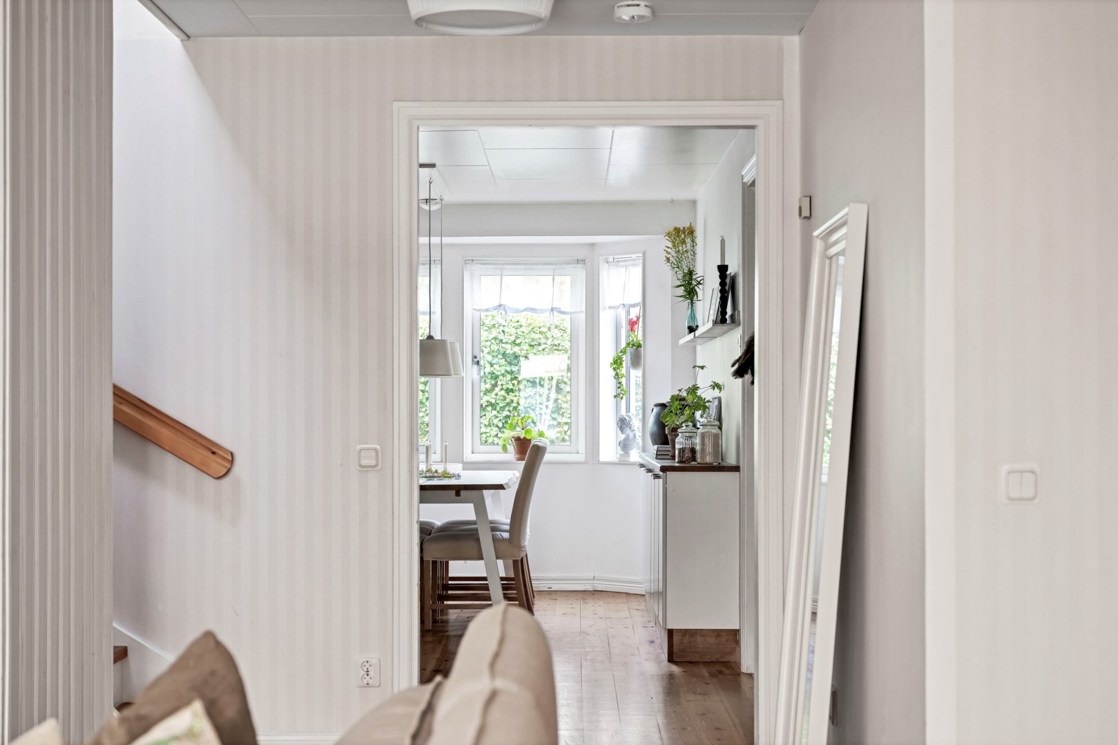 Bostadsbild från Hedensbergsvägen 26B, Såld i Berthåga, Uppsala