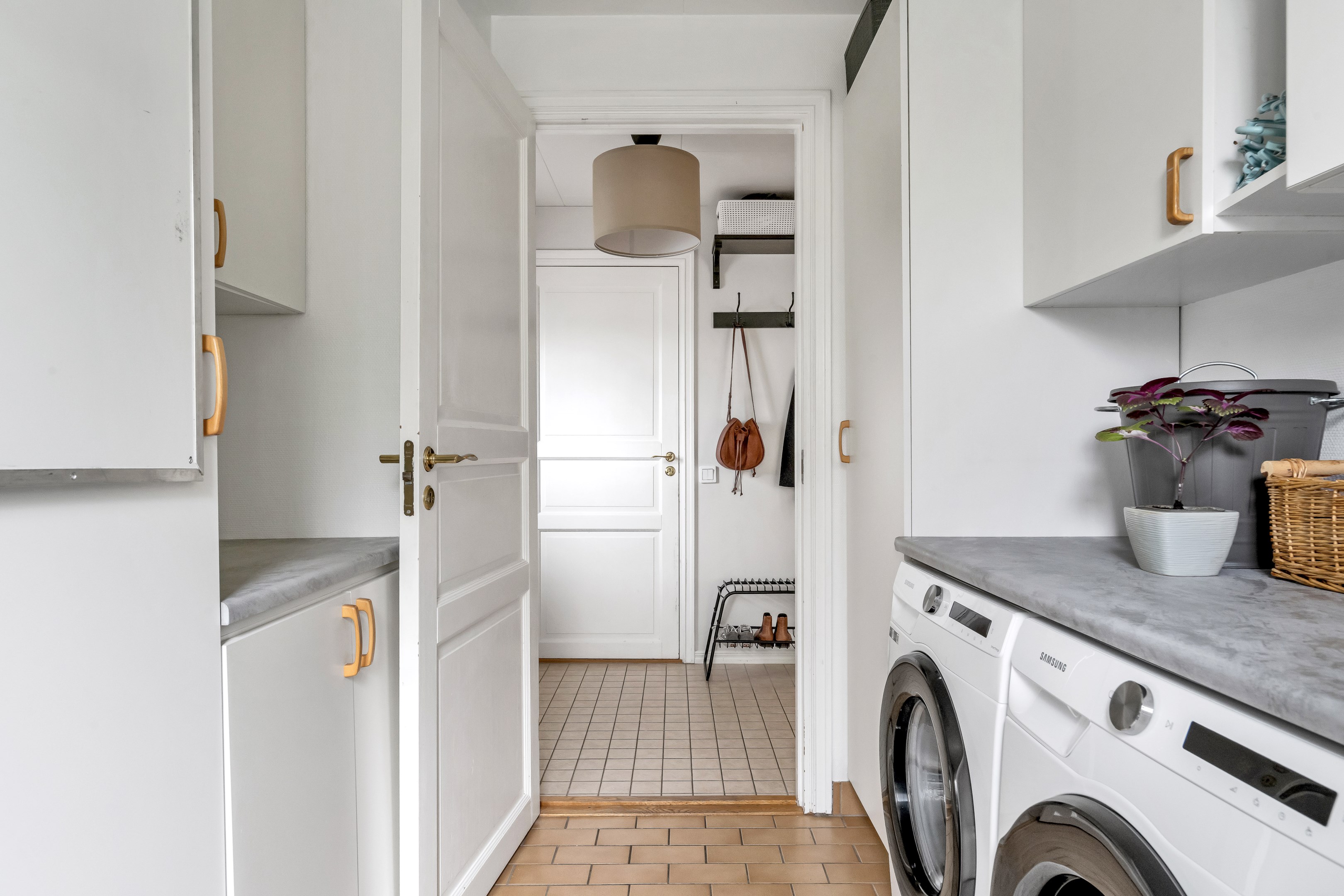 Bostadsbild från Hedensbergsvägen 26B, Såld i Berthåga, Uppsala