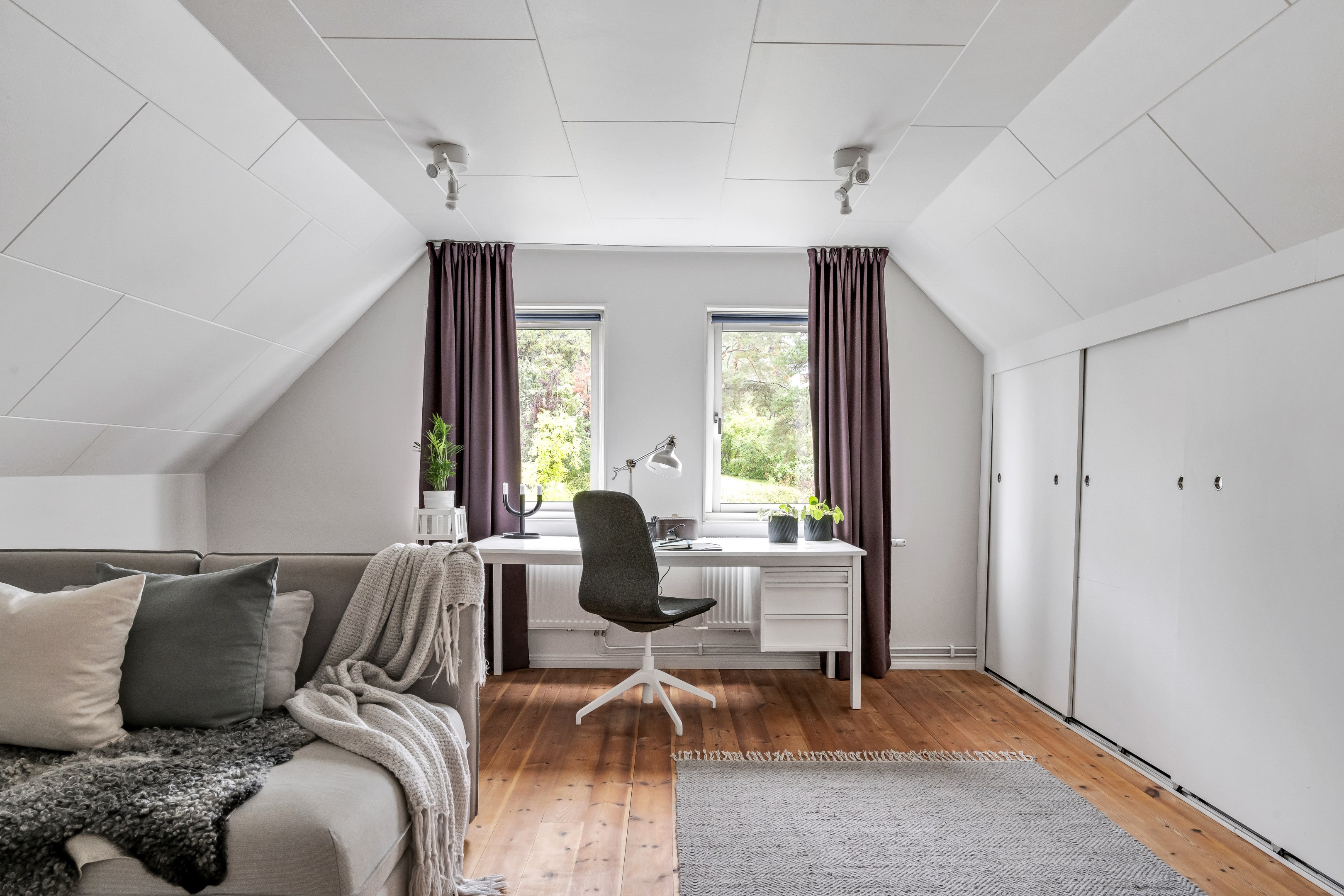 Bostadsbild från Hedensbergsvägen 26B, Såld i Berthåga, Uppsala