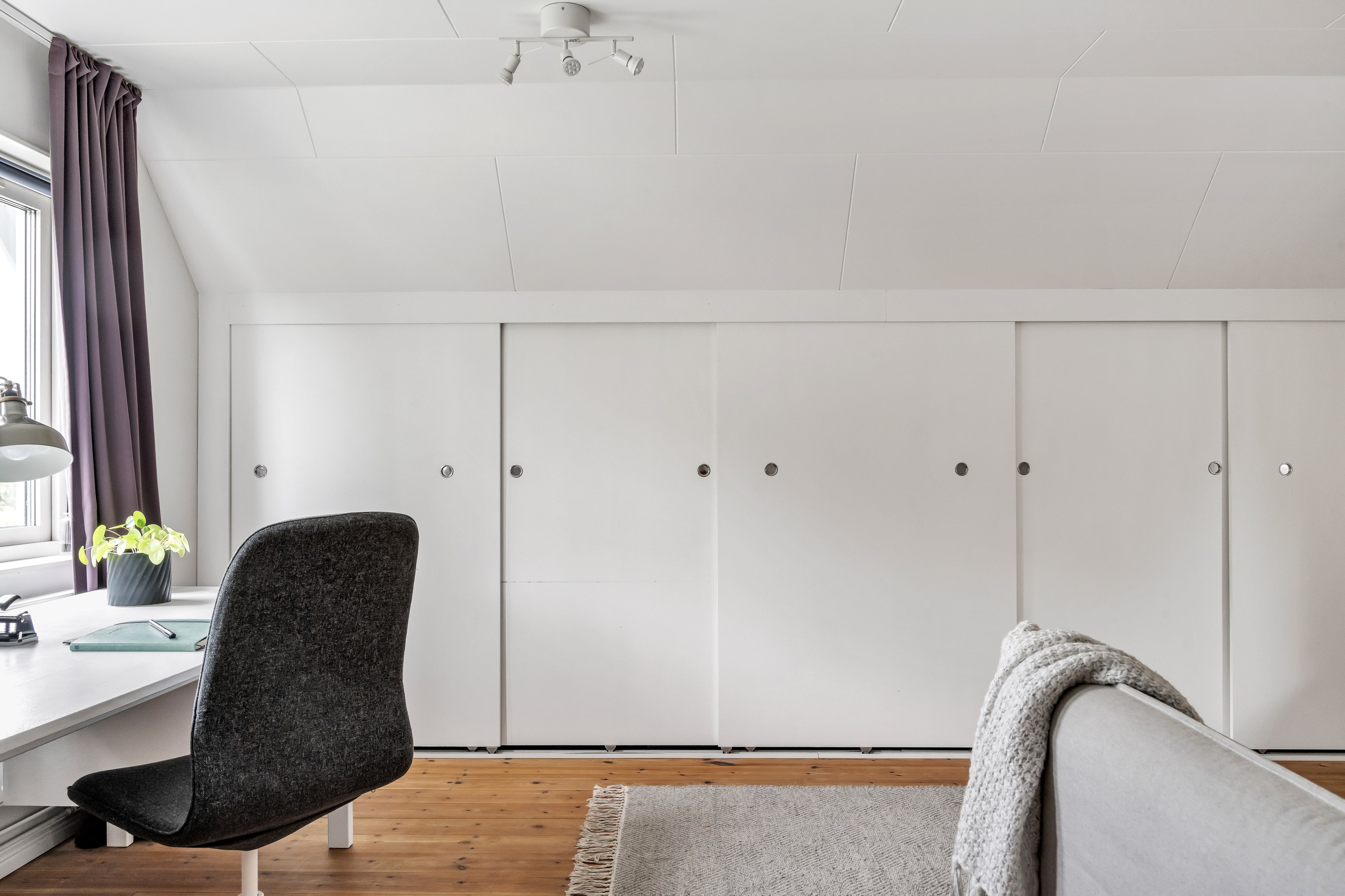 Bostadsbild från Hedensbergsvägen 26B, Såld i Berthåga, Uppsala