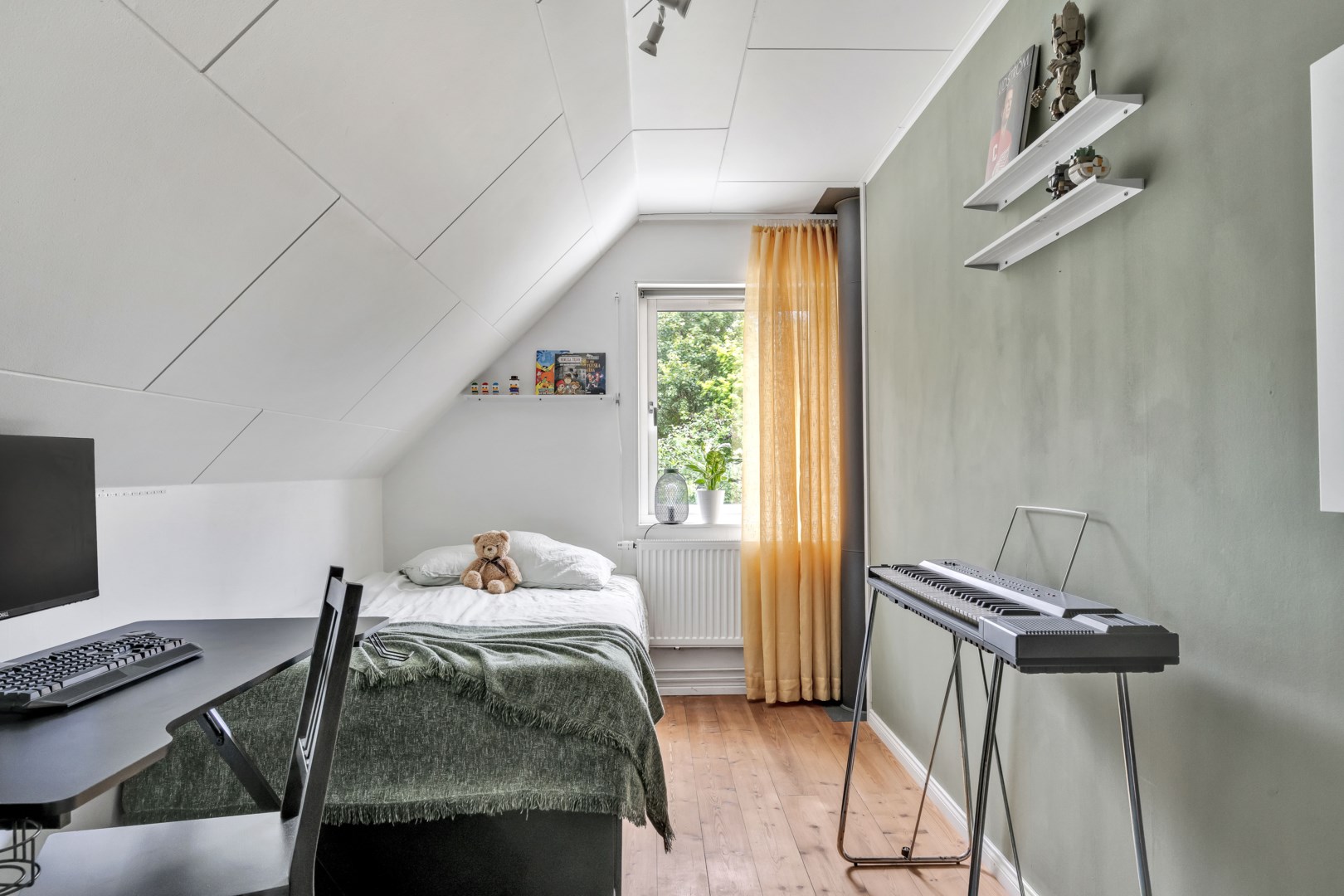 Bostadsbild från Hedensbergsvägen 26B, Såld i Berthåga, Uppsala