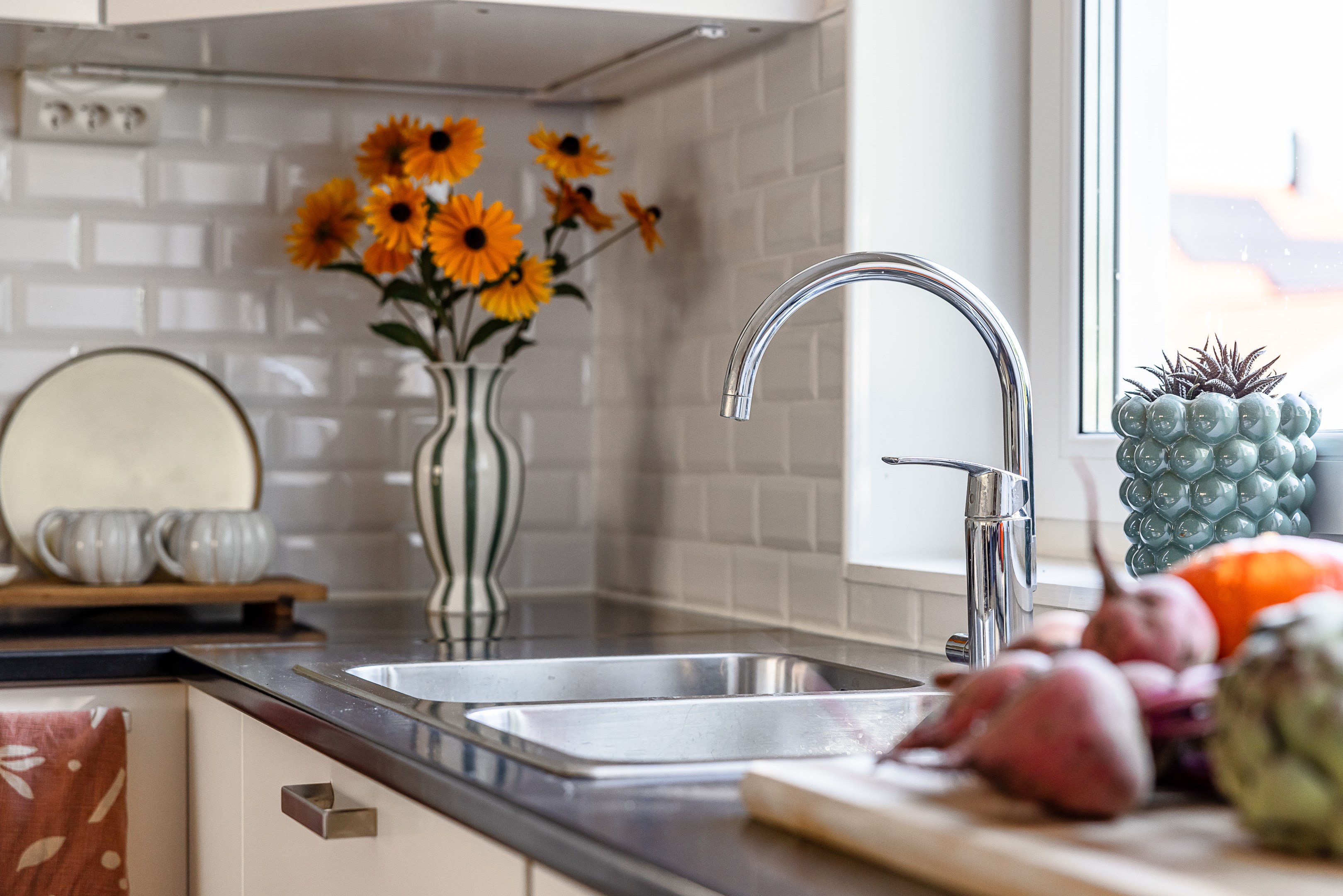 Bostadsbild från Kaprifolvägen 7, Till salu i Örsundsbro, Enköping