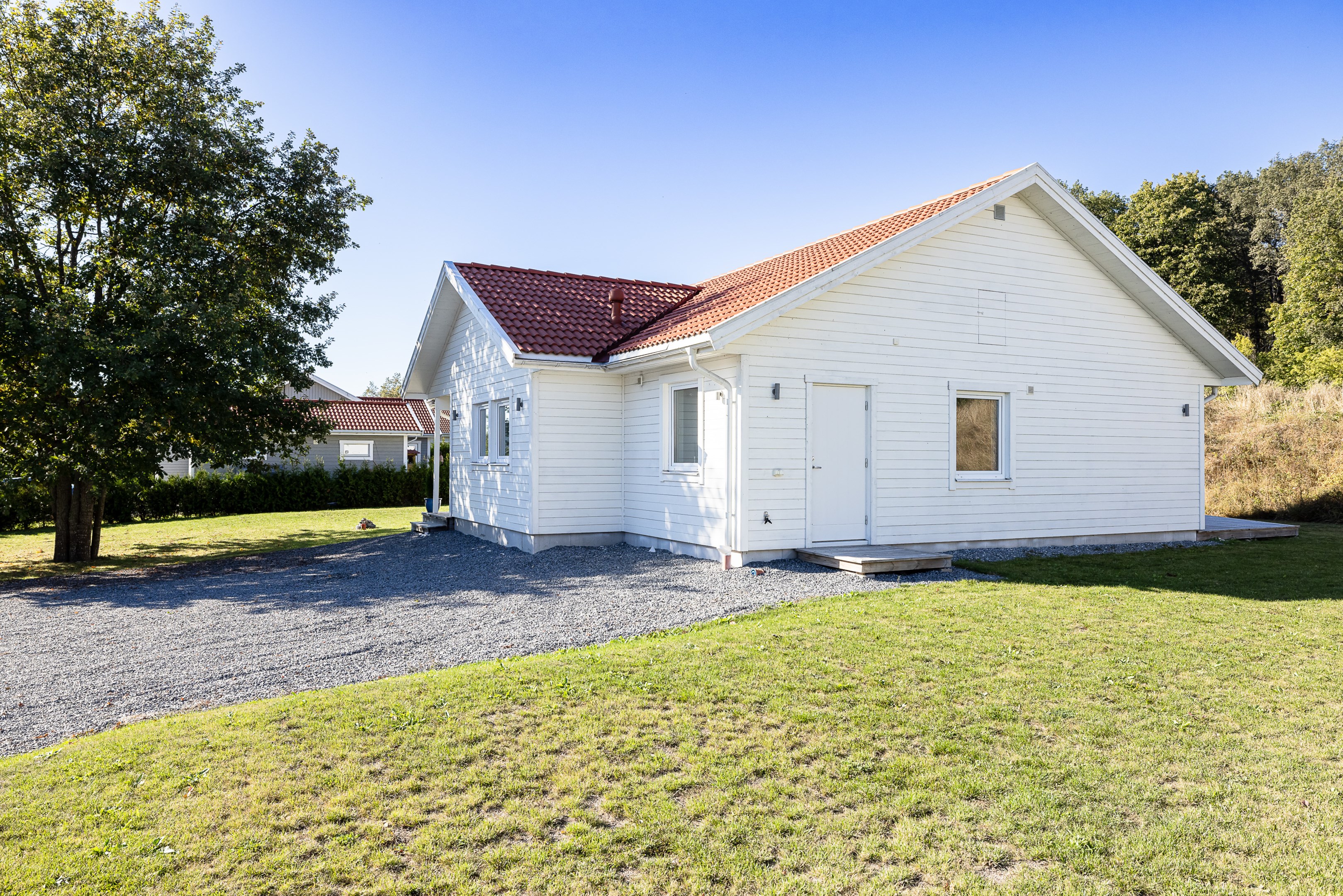 Bostadsbild från Kaprifolvägen 7, Till salu i Örsundsbro, Enköping