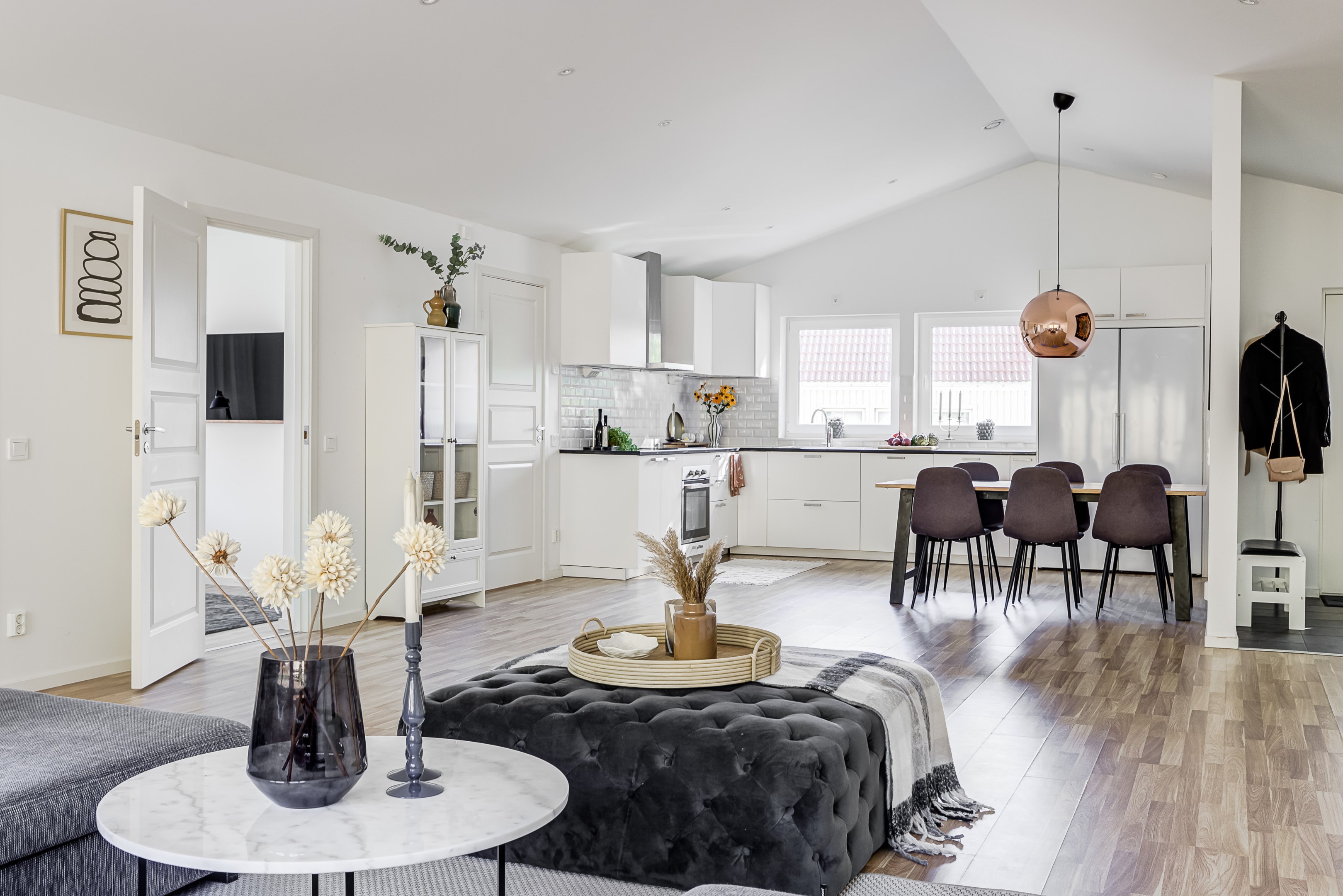 Bostadsbild från Kaprifolvägen 7, Till salu i Örsundsbro, Enköping