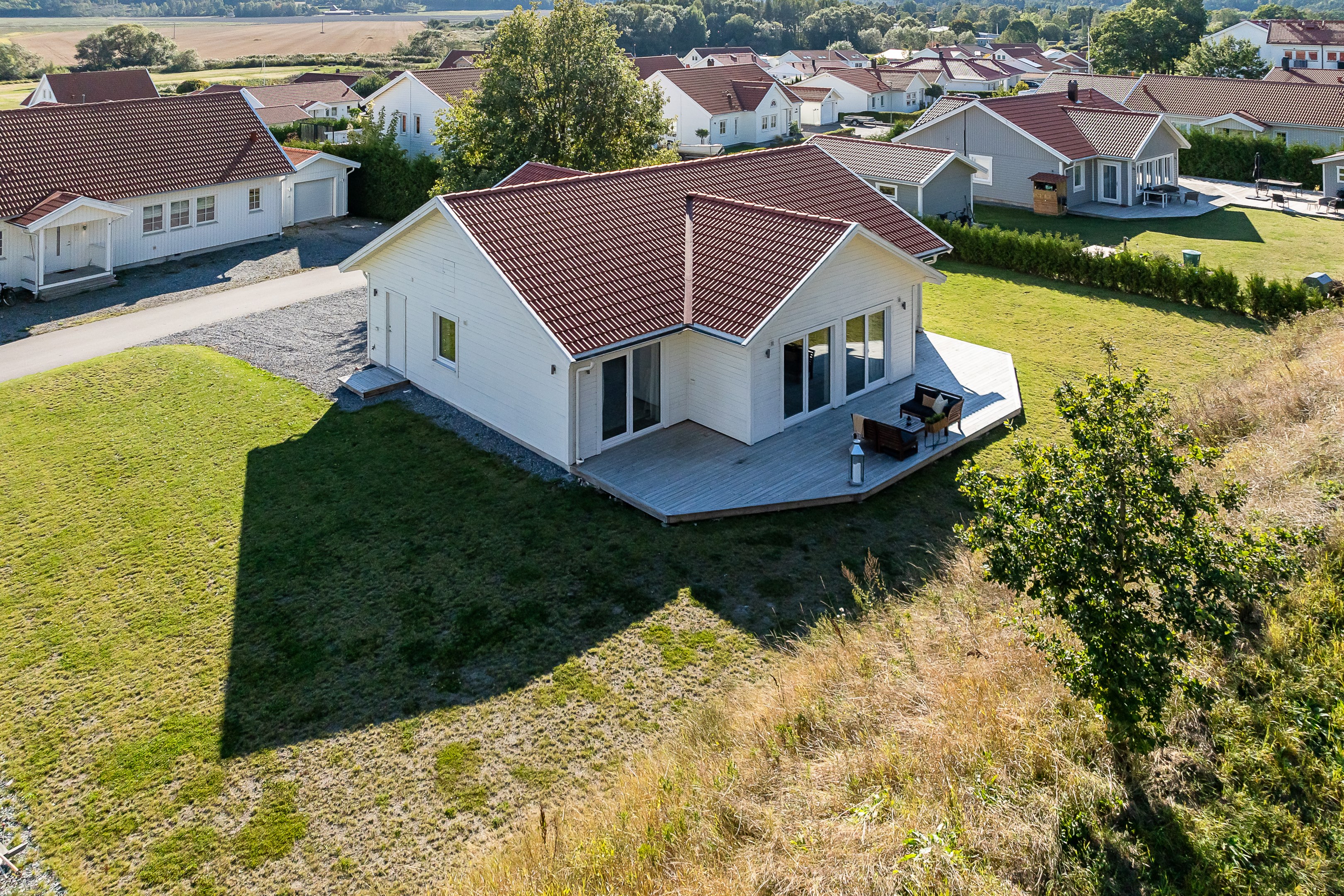 Bostadsbild från Kaprifolvägen 7, Till salu i Örsundsbro, Enköping