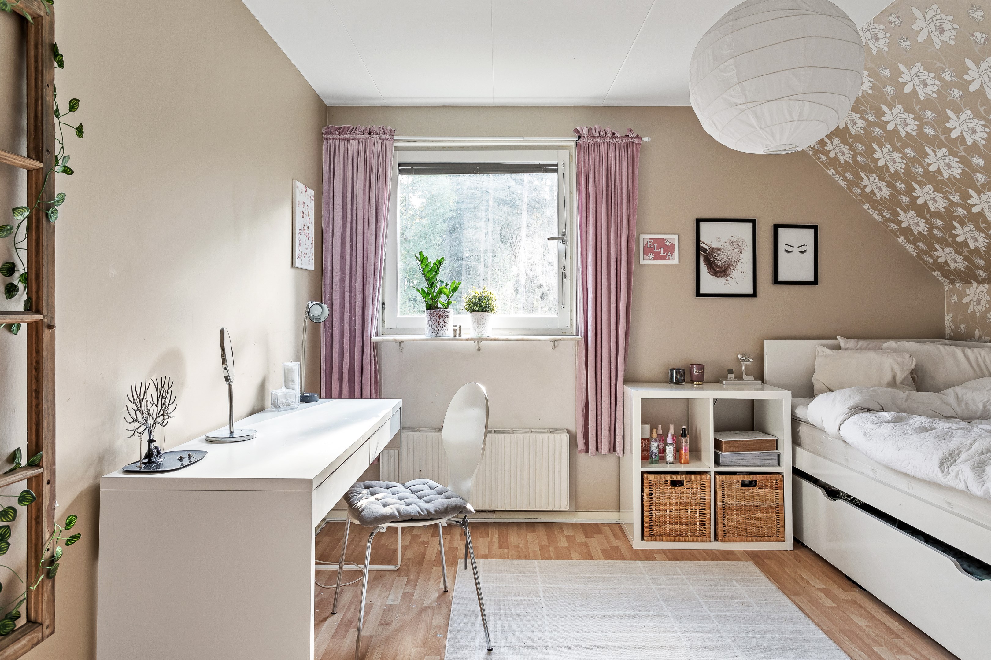 Bostadsbild från Åskmolnsvägen 29, Såld i Storvreta, Uppsala