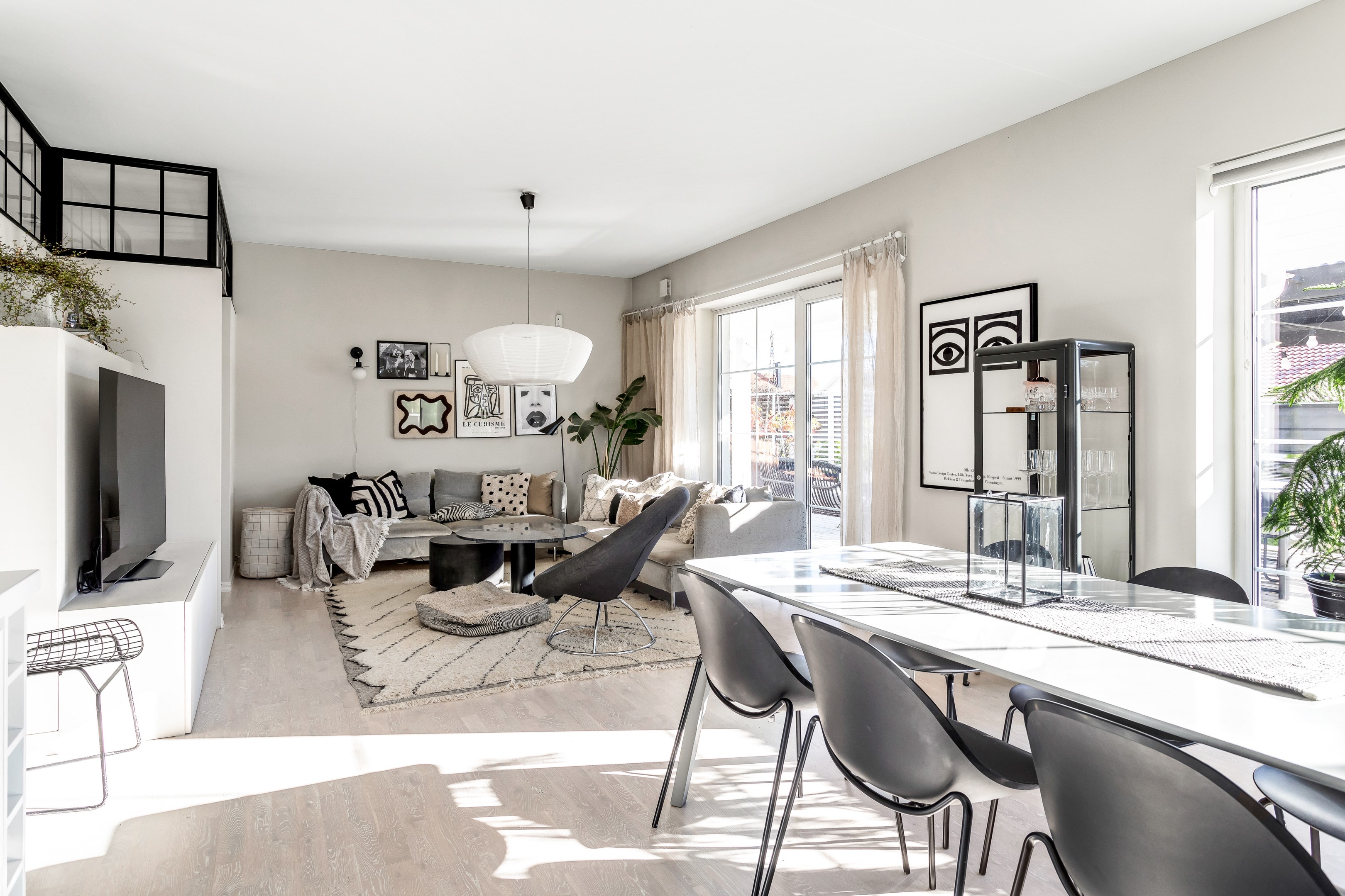 Bostadsbild från Vildrosvägen 7, Såld i Örsundsbro, Enköping