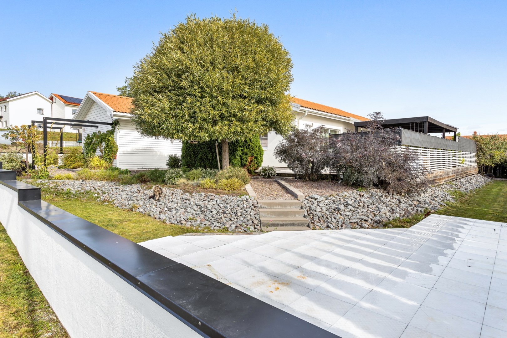 Bostadsbild från Vildrosvägen 7, Såld i Örsundsbro, Enköping