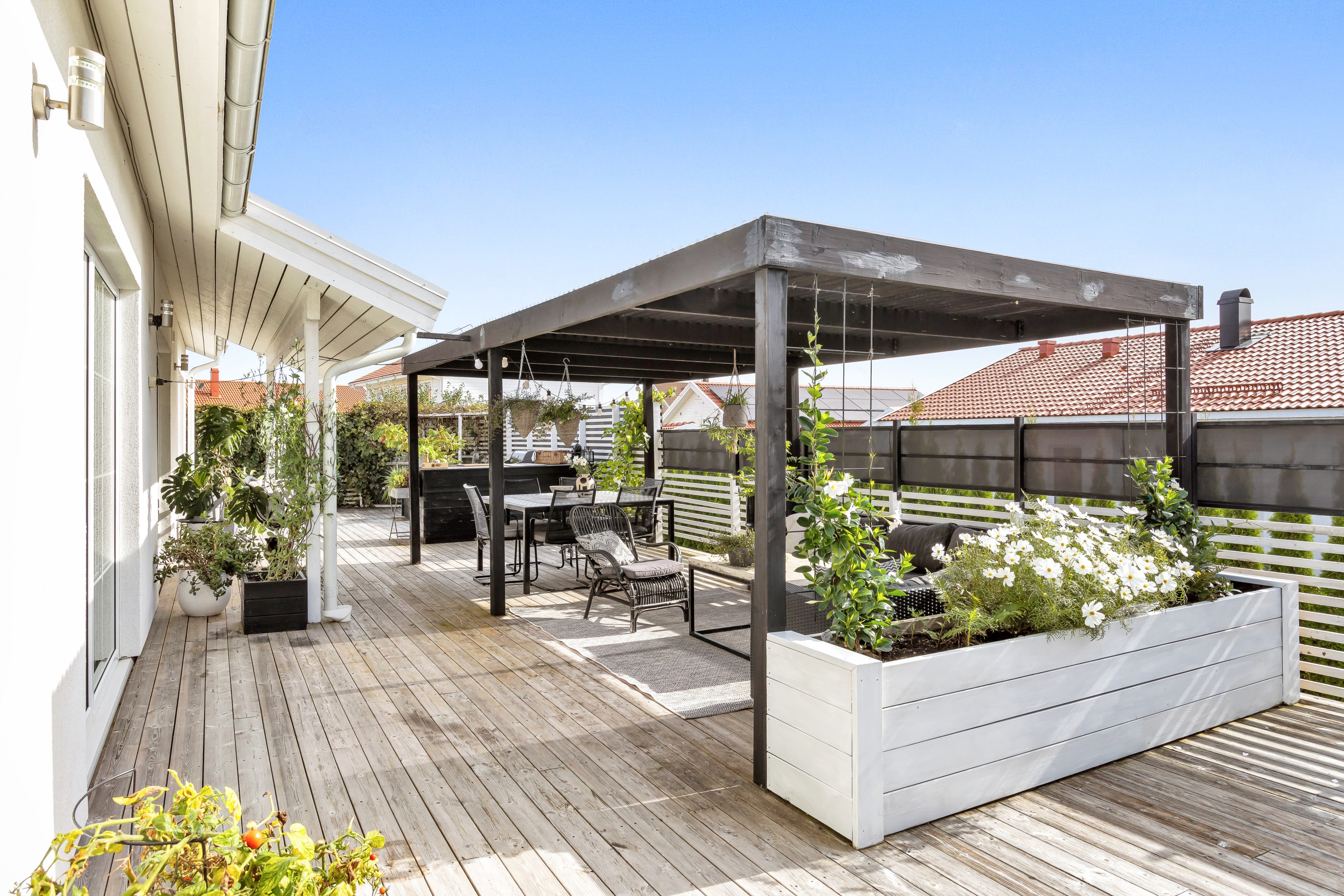 Bostadsbild från Vildrosvägen 7, Såld i Örsundsbro, Enköping