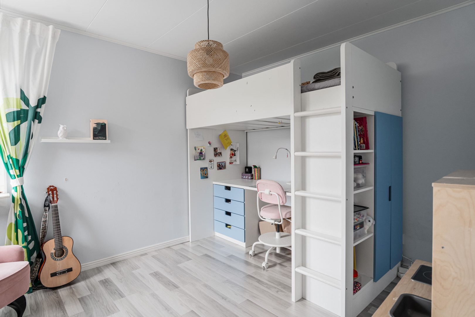 Bostadsbild från Hollandsresan 42, Såld i Bergsbrunna/Sävja, Uppsala