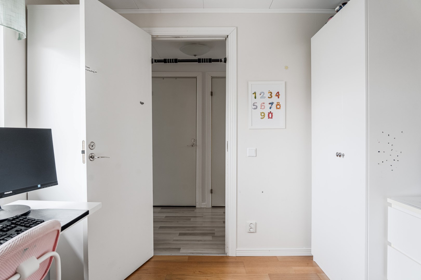 Bostadsbild från Hollandsresan 42, Såld i Bergsbrunna/Sävja, Uppsala