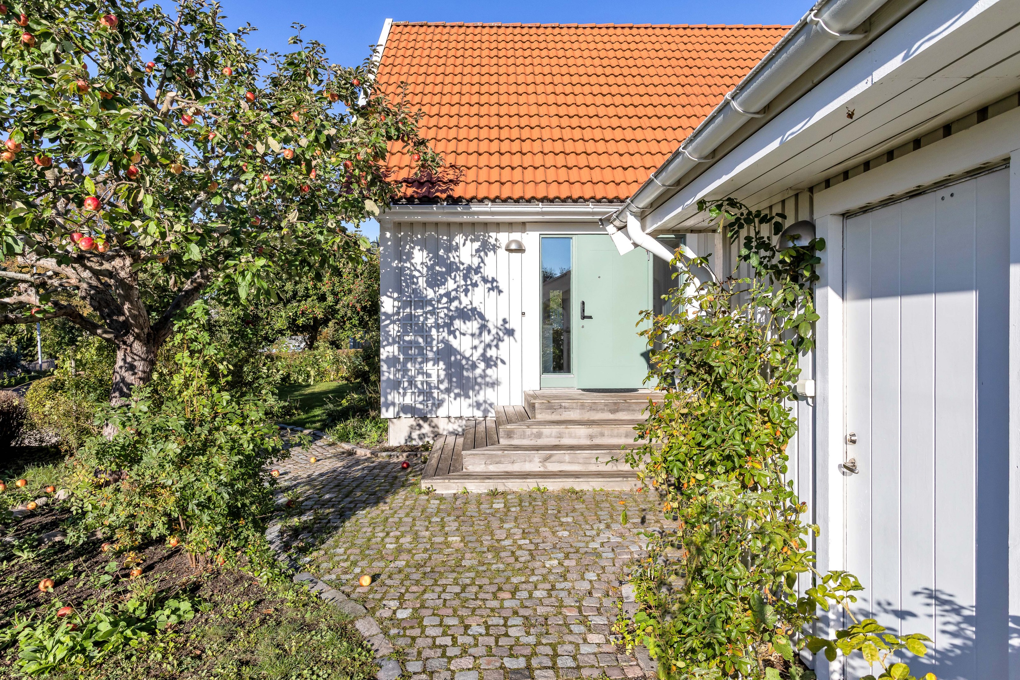 Bostadsbild från Furudalsvägen 23, Såld i Berthåga, Uppsala