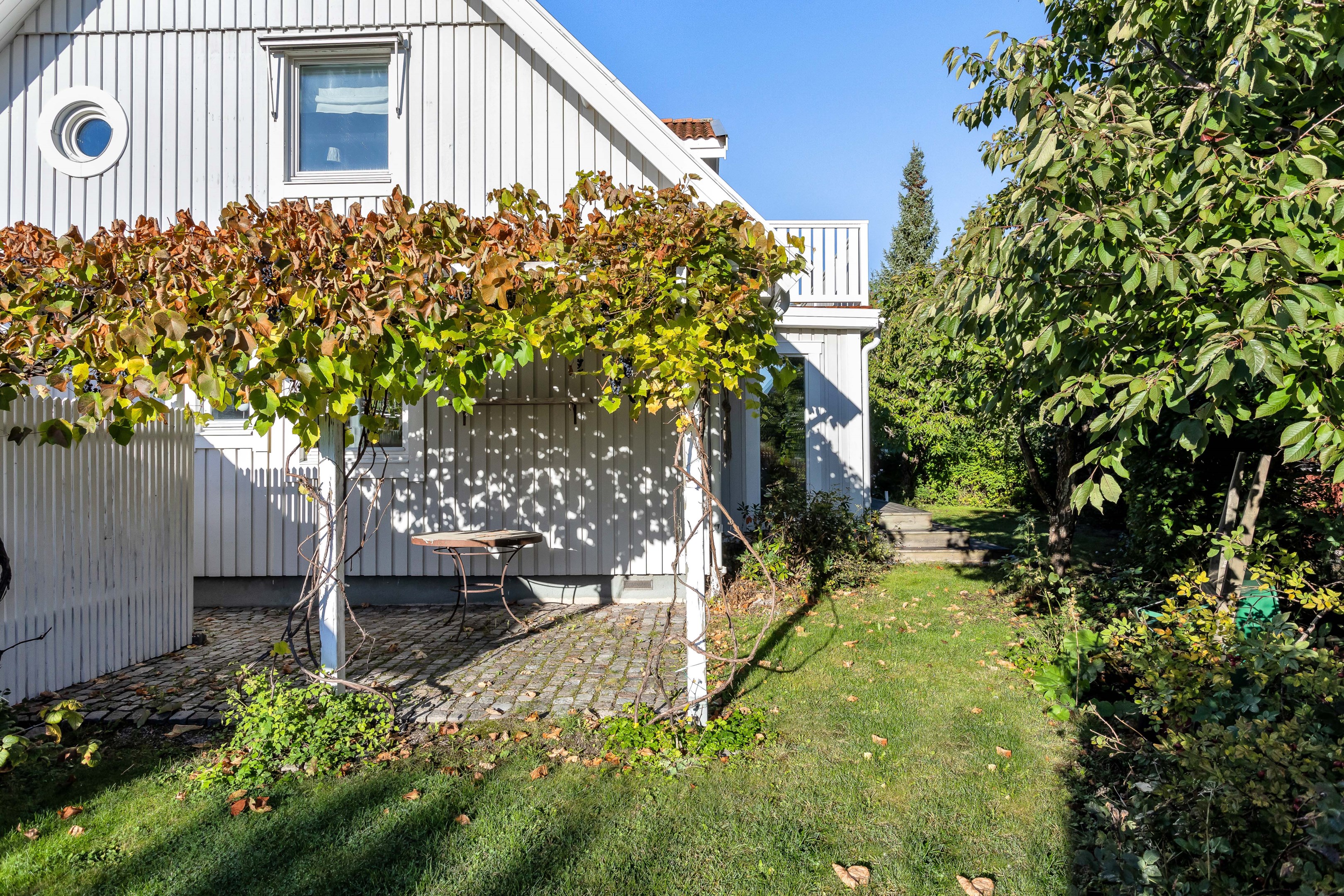 Bostadsbild från Furudalsvägen 23, Såld i Berthåga, Uppsala