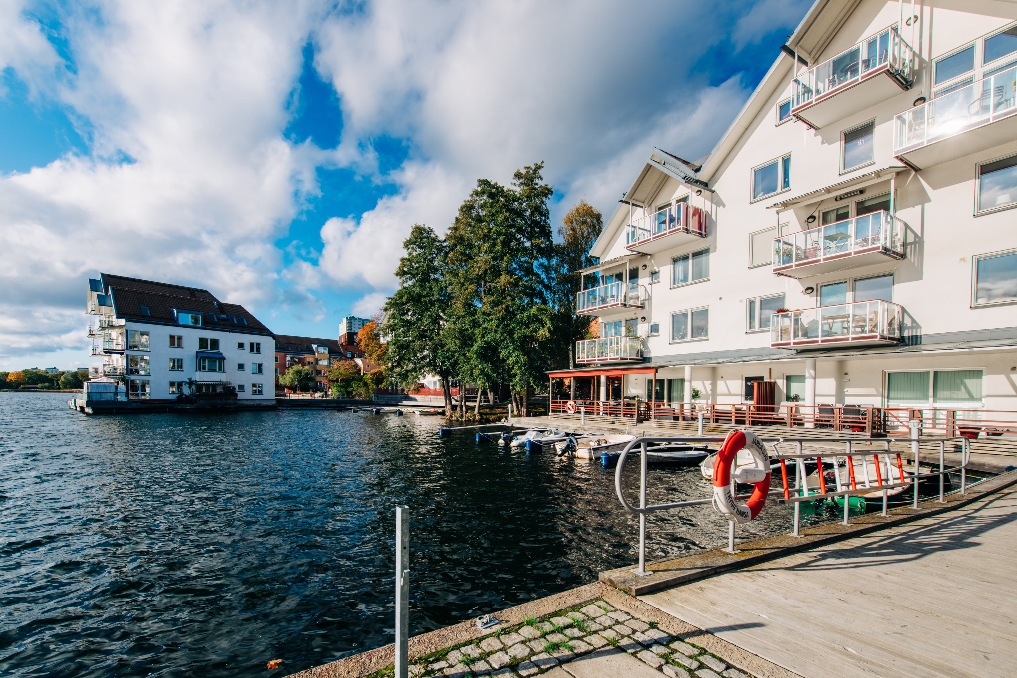 Bostadsbild från Lavalvägen 4, Såld i Lillängen, Nacka