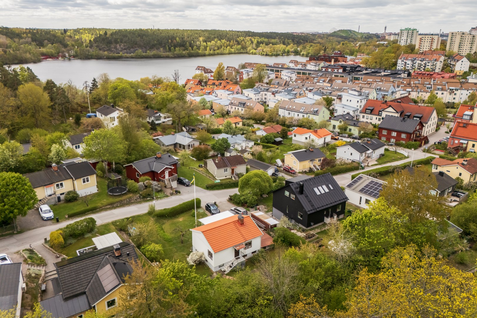 Bostadsbild från Lavalvägen 4, Såld i Lillängen, Nacka
