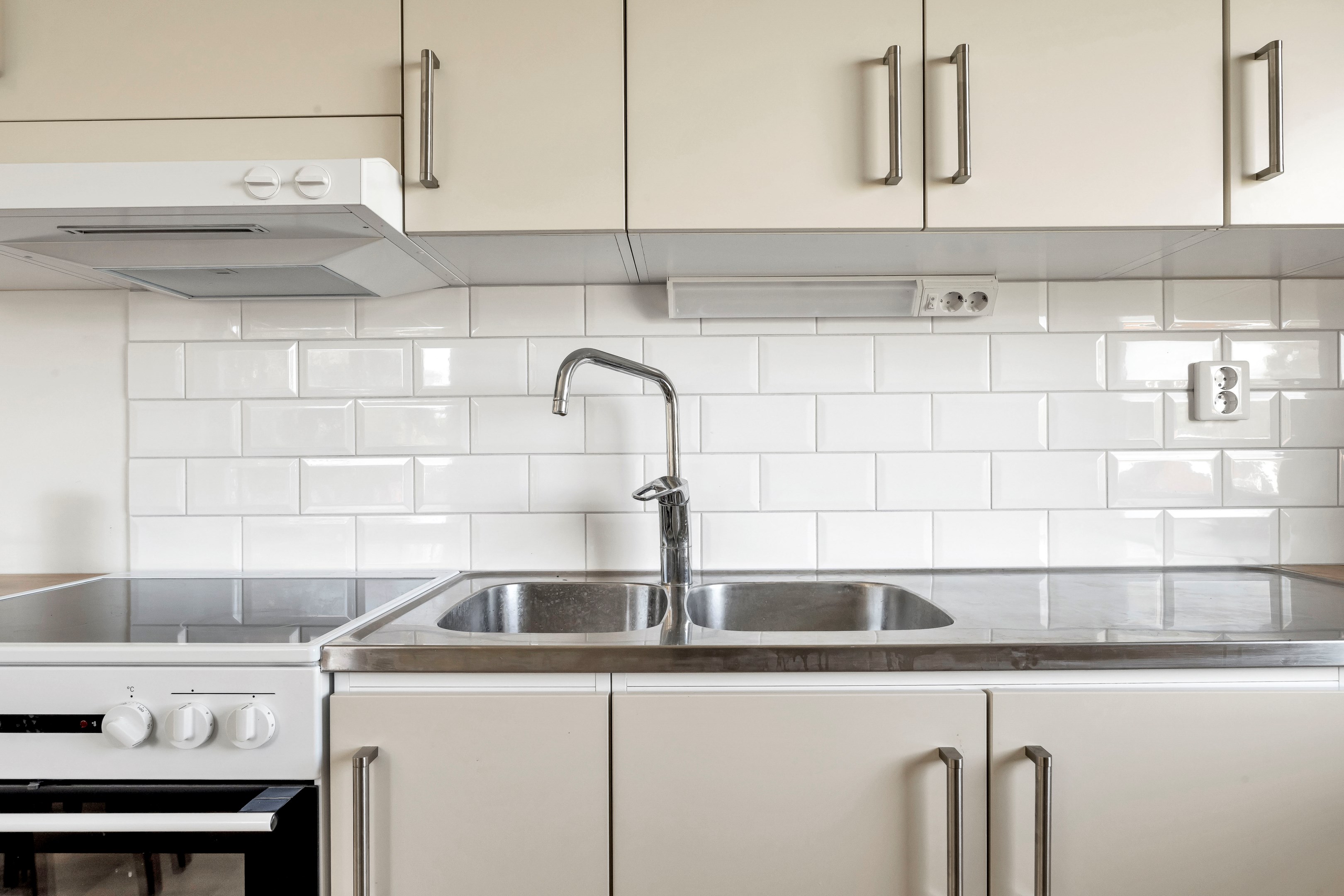 Bostadsbild från Södra Hökhuvudsvägen 3, Såld i Gimo, Östhammar