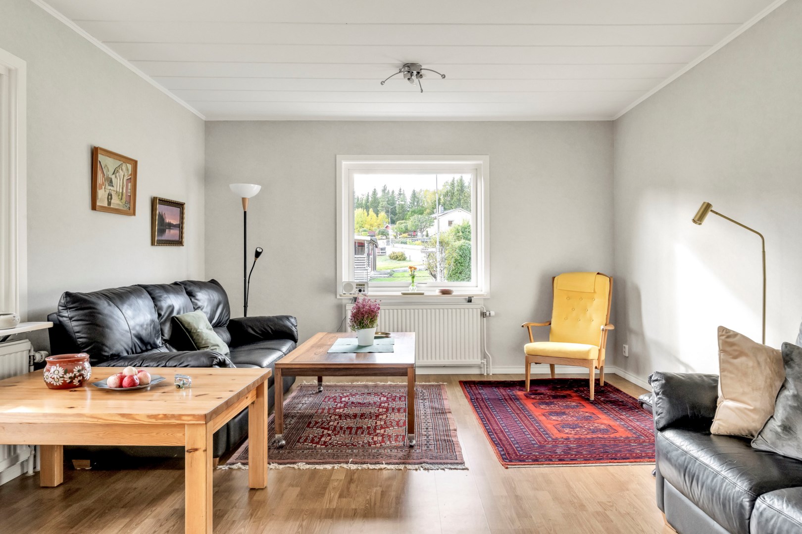 Bostadsbild från Södra Hökhuvudsvägen 3, Såld i Gimo, Östhammar