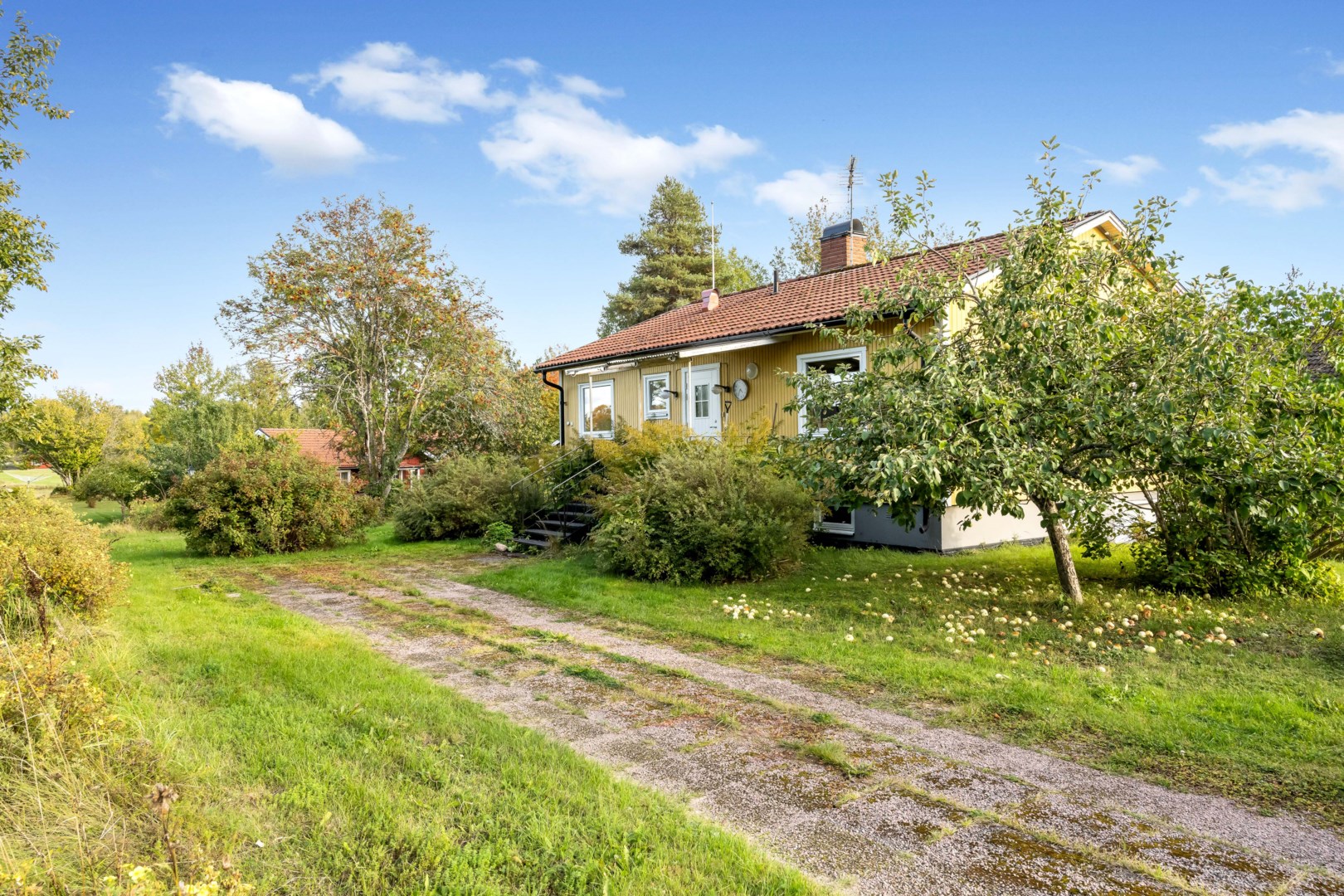 Bostadsbild från Södra Hökhuvudsvägen 3, Såld i Gimo, Östhammar
