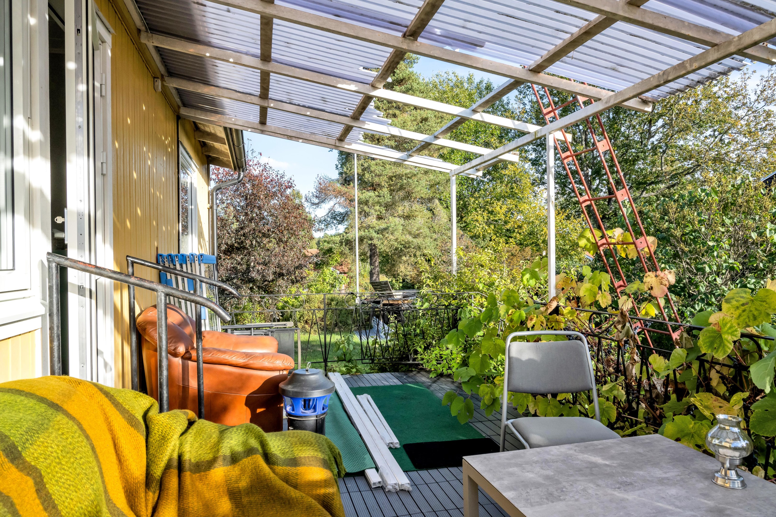 Bostadsbild från Södra Hökhuvudsvägen 3, Såld i Gimo, Östhammar