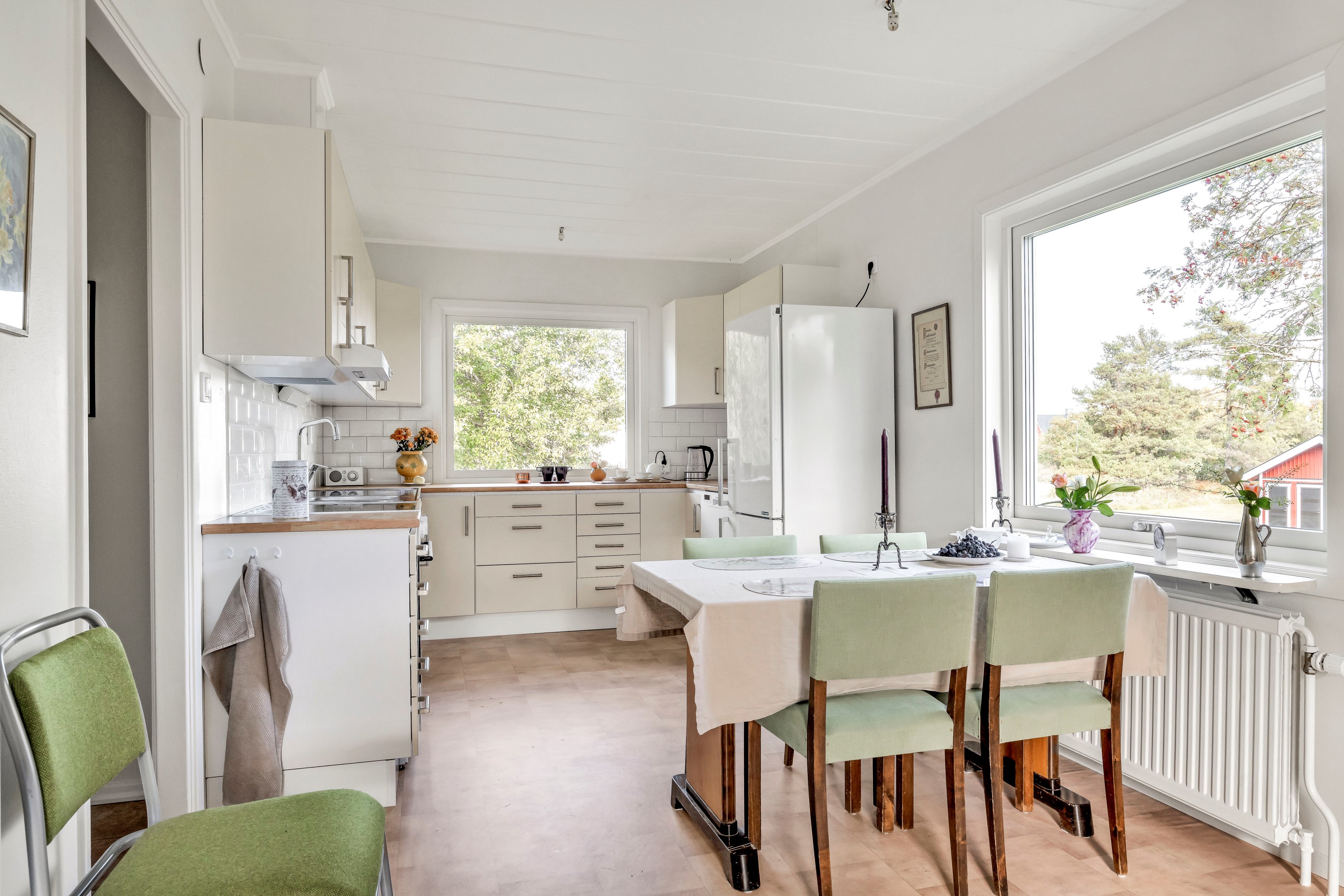 Bostadsbild från Södra Hökhuvudsvägen 3, Såld i Gimo, Östhammar