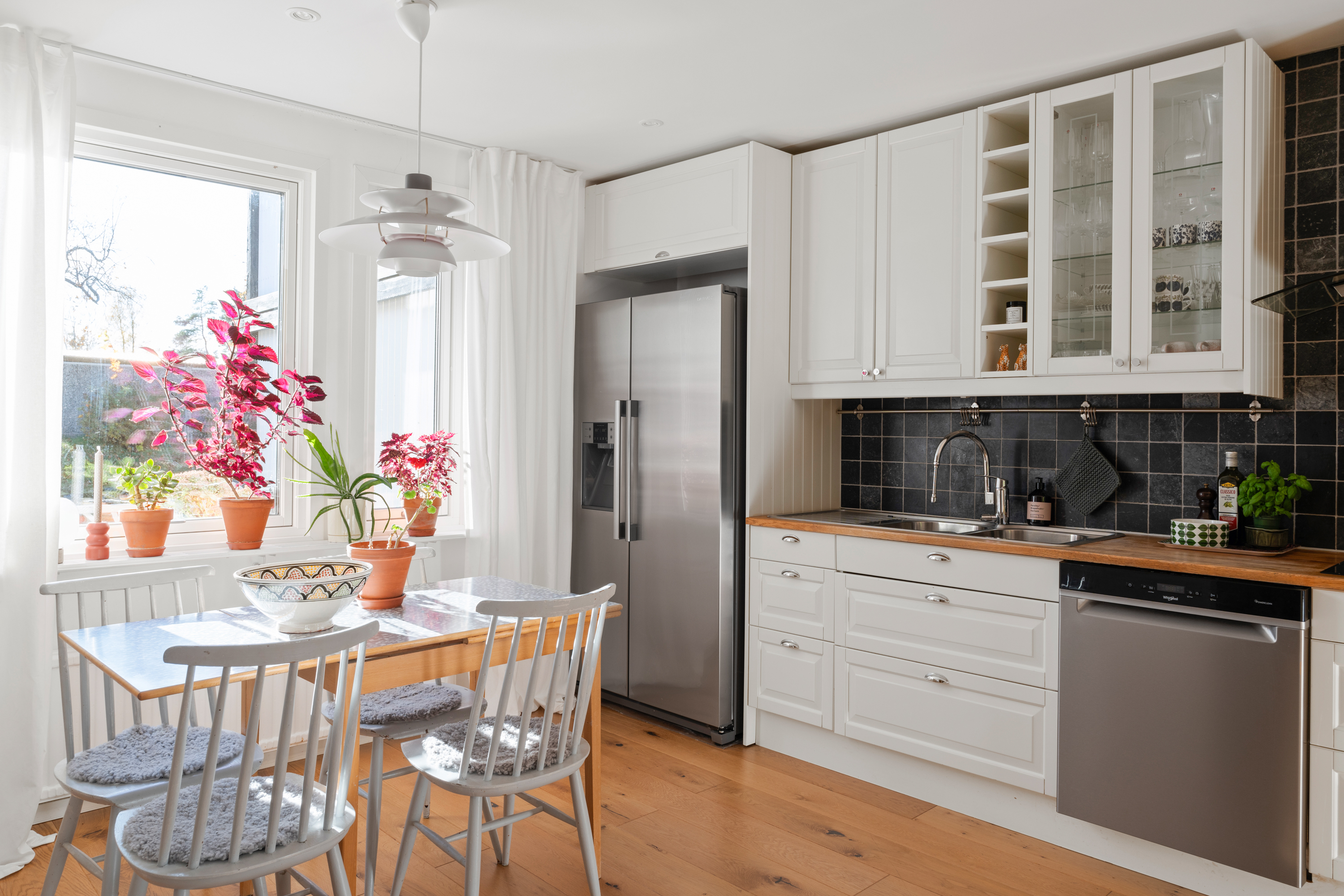 Bostadsbild från Möjavägen 62, Såld i Krokhöjden, Nacka