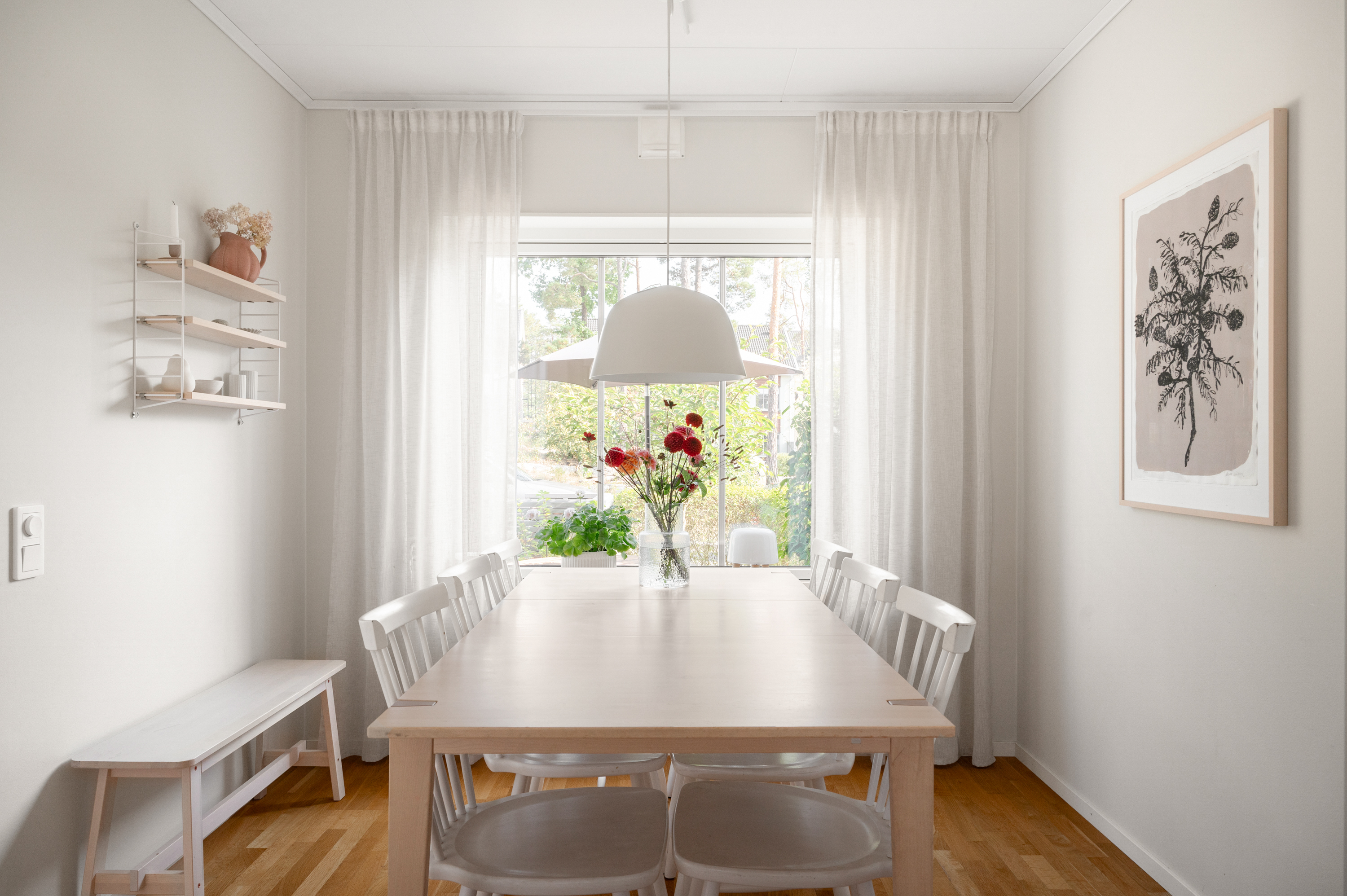 Bostadsbild från Dansbanevägen 5, Såld i Tollare, Nacka