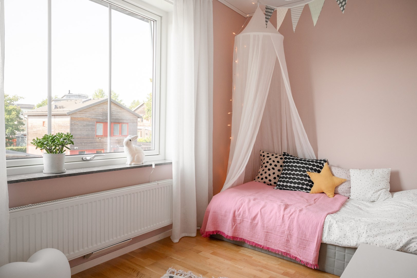 Bostadsbild från Dansbanevägen 5, Såld i Tollare, Nacka