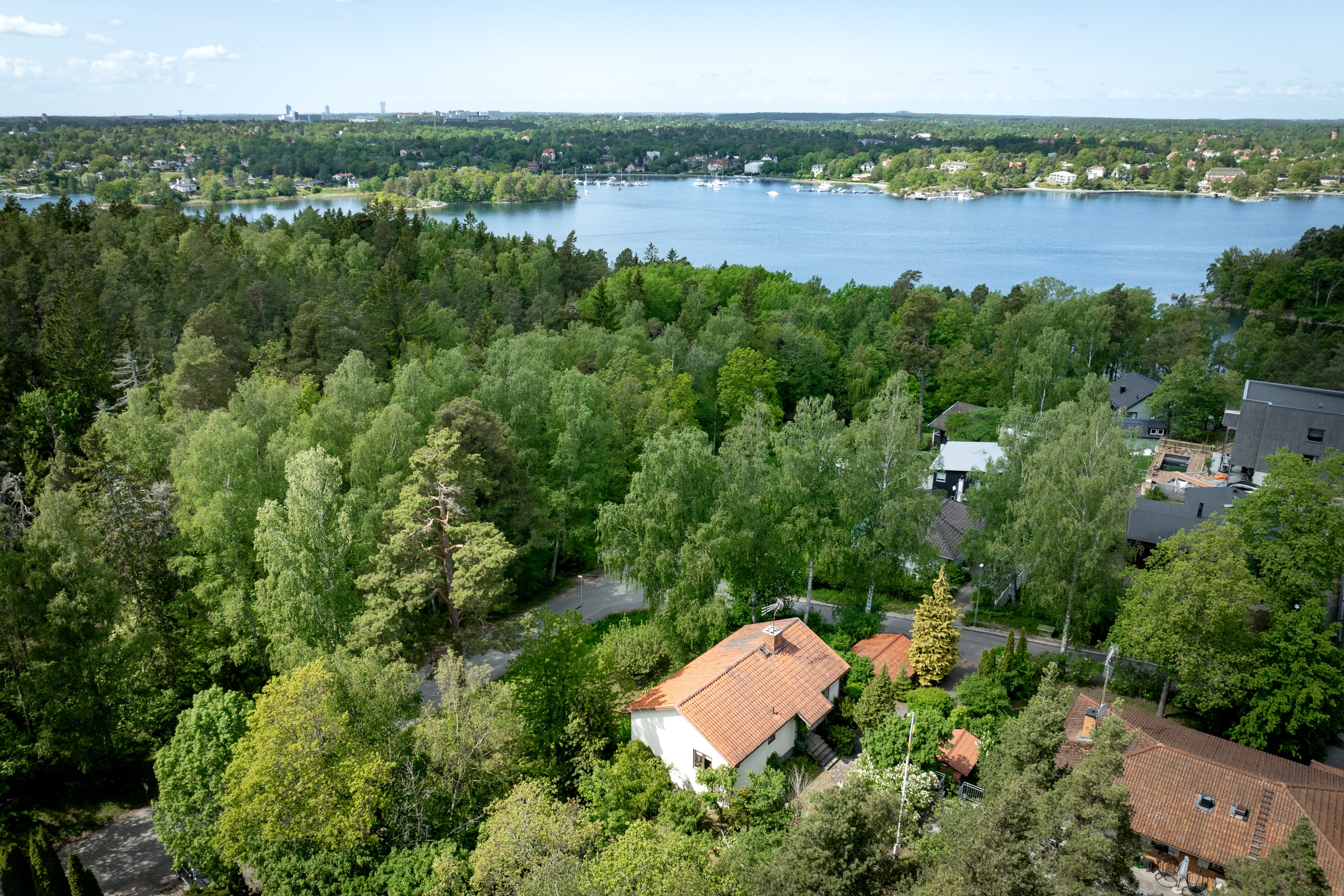 Bostadsbild från Braxenvägen 2, Såld i Sticklinge, Lidingö