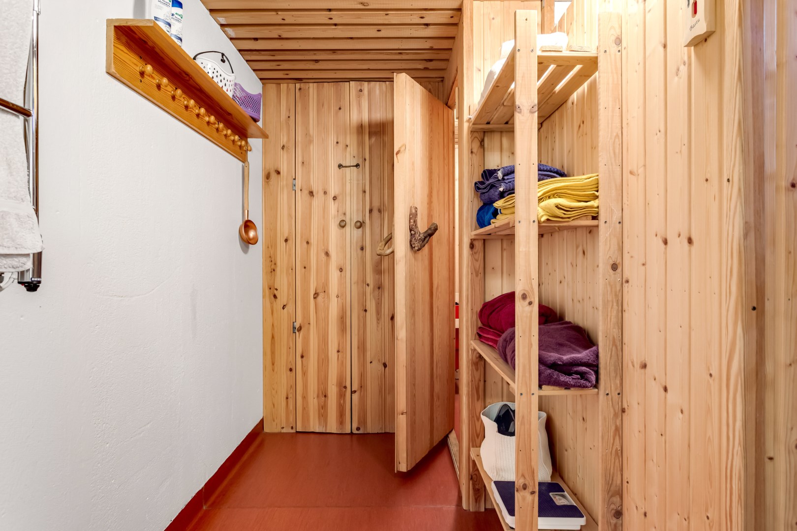 Bostadsbild från Röllekevägen 6, Snart till salu i Storvreta, Uppsala