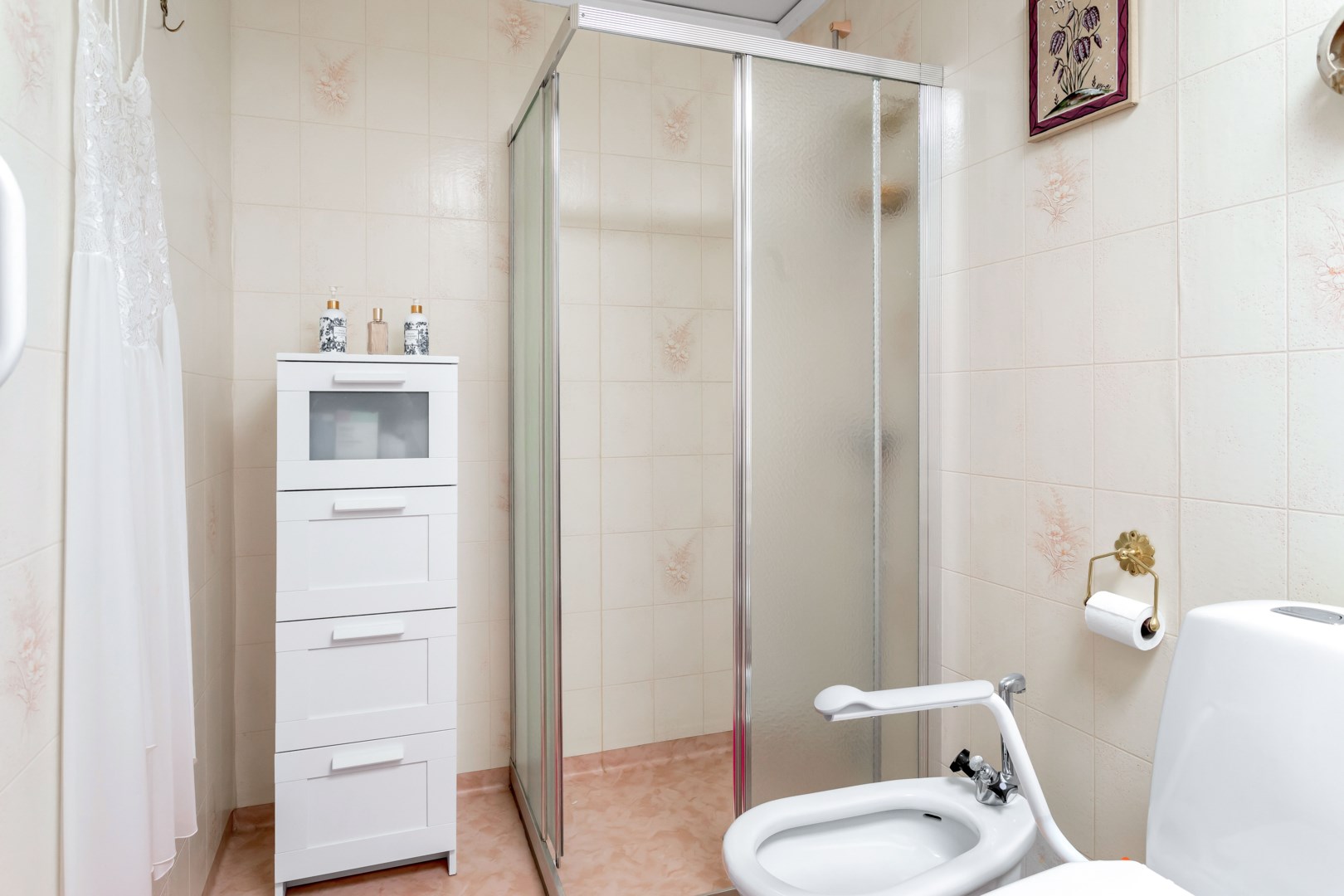 Bostadsbild från Röllekevägen 6, Snart till salu i Storvreta, Uppsala