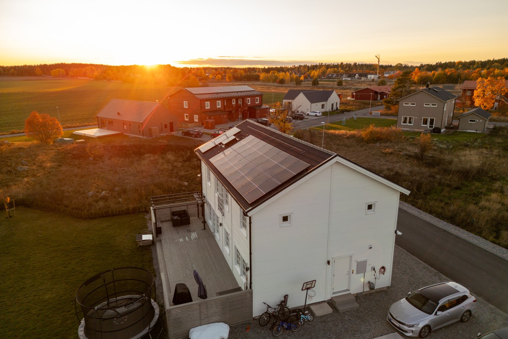 Bostadsbild från Albertusvägen 58, Såld i Dingtuna, Västerås