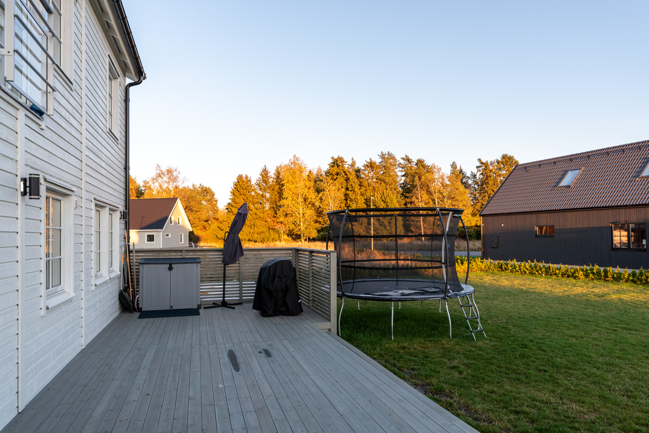 Bostadsbild från Albertusvägen 58, Såld i Dingtuna, Västerås